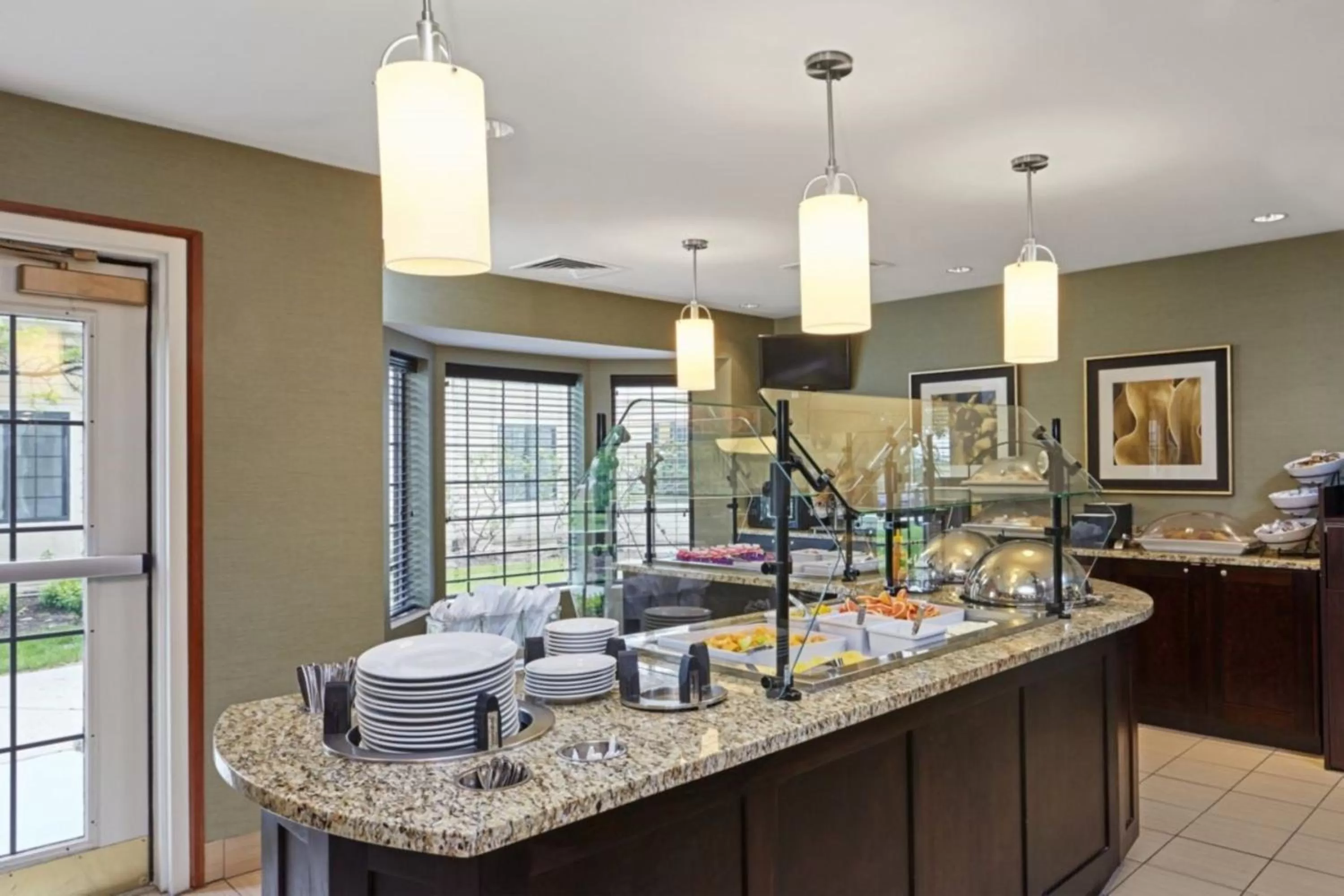 Breakfast in Staybridge Suites Lincolnshire by IHG