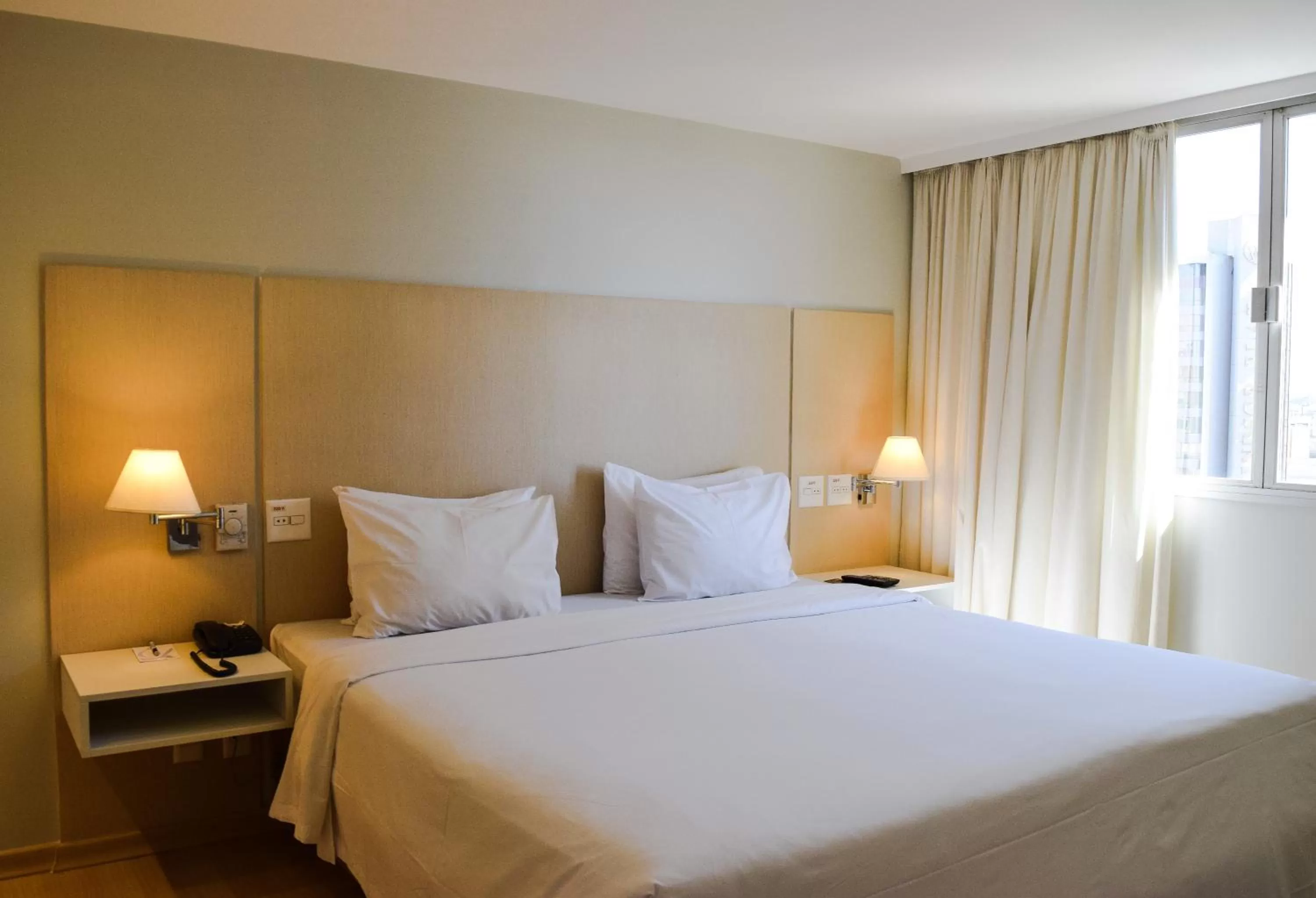 Bed in América Bittar Hotel