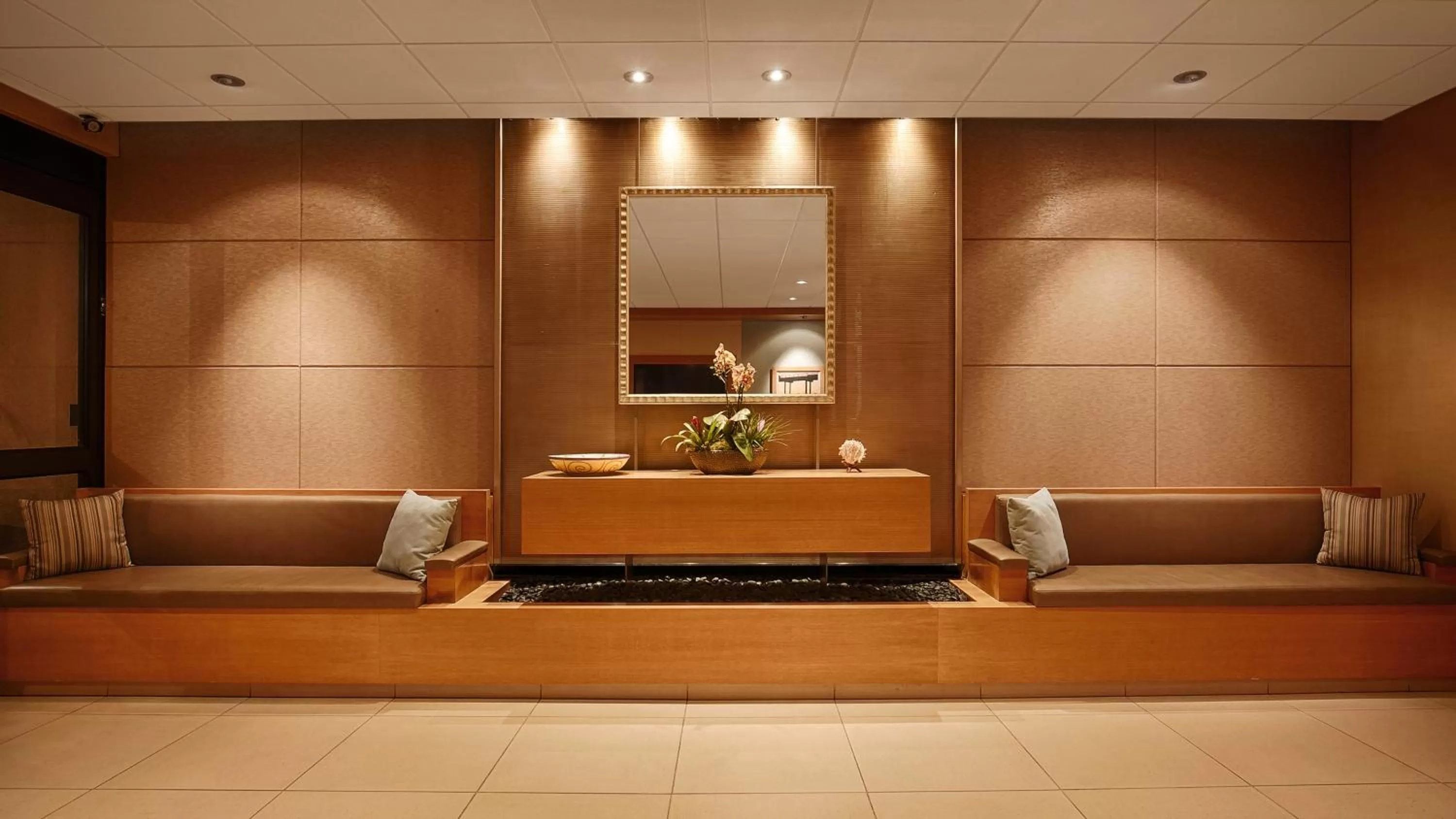 Lobby or reception in Inn by the Sea, La Jolla