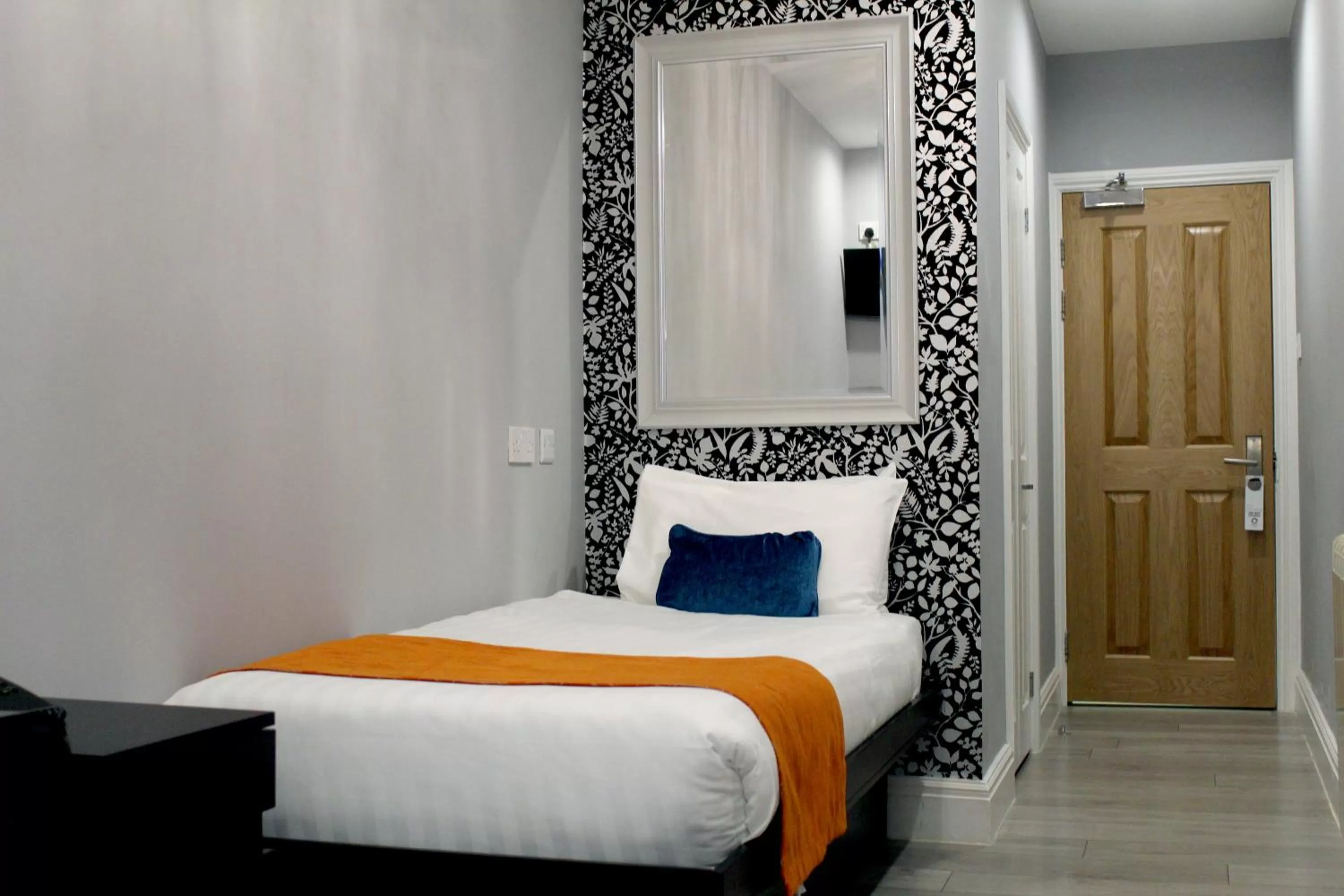 Bedroom, Bed in 25 Paddington Hotel