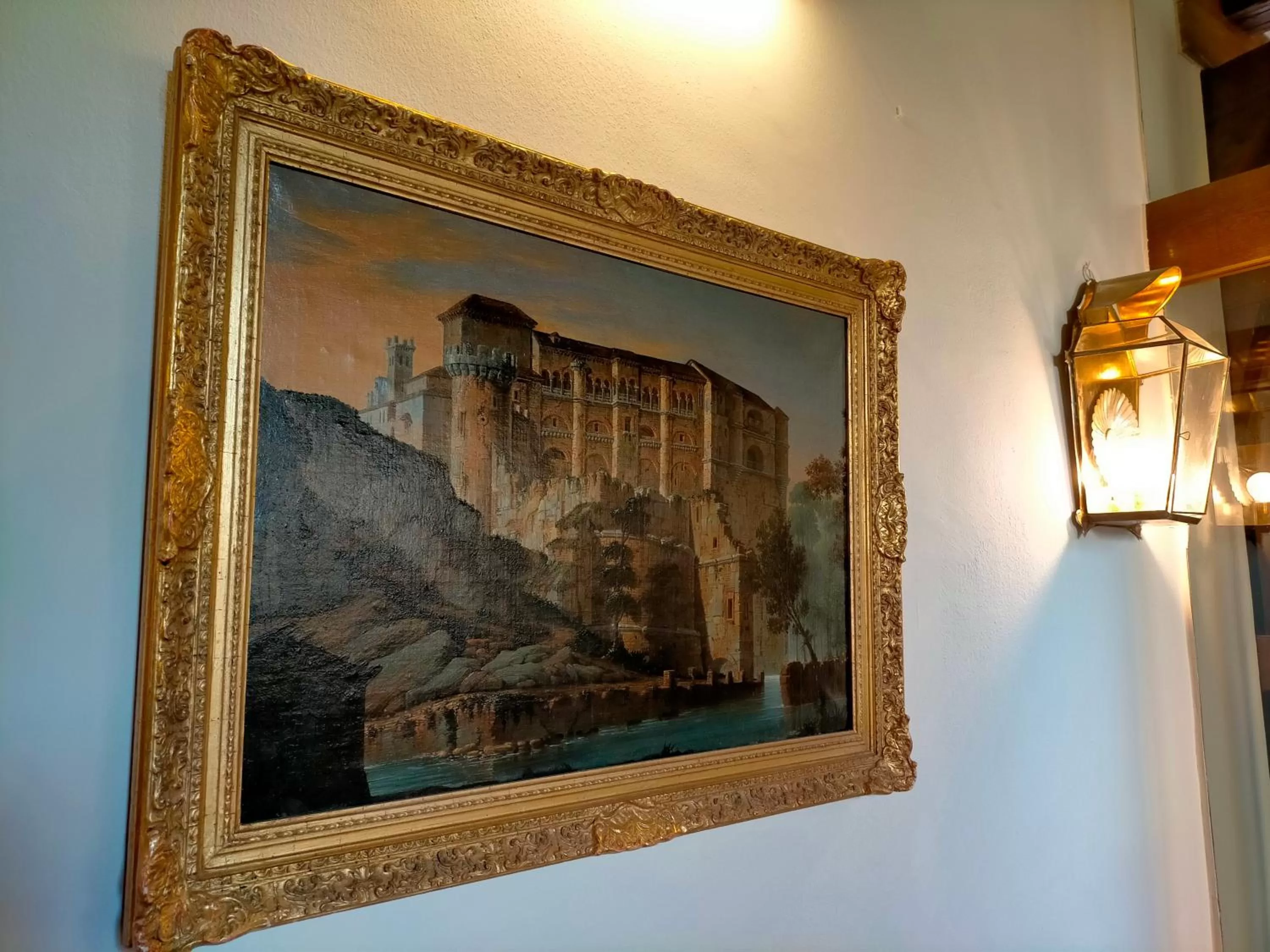 Decorative detail in Parador de Benavente