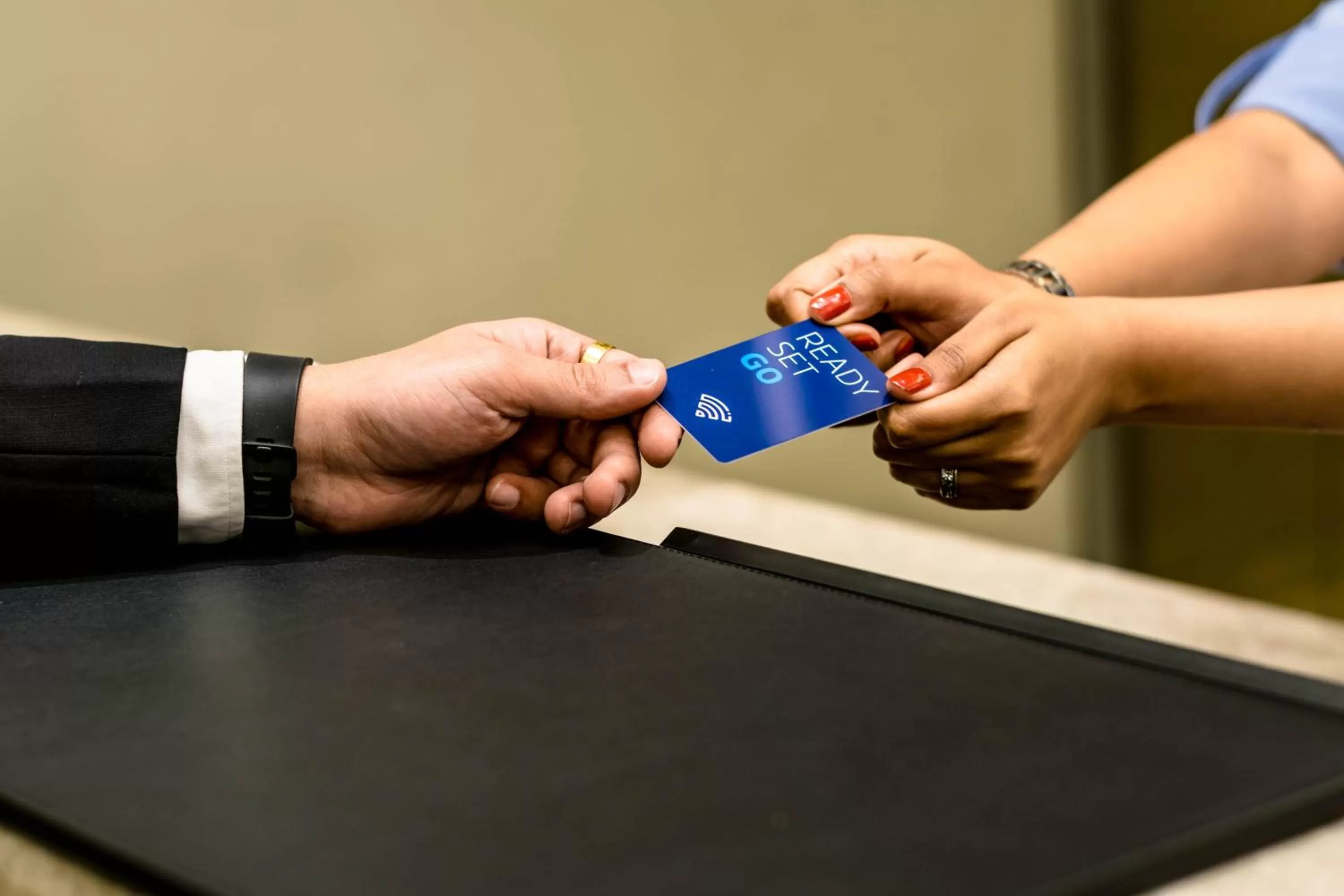 Lobby or reception in Holiday Inn Express Kolkata Airport by IHG