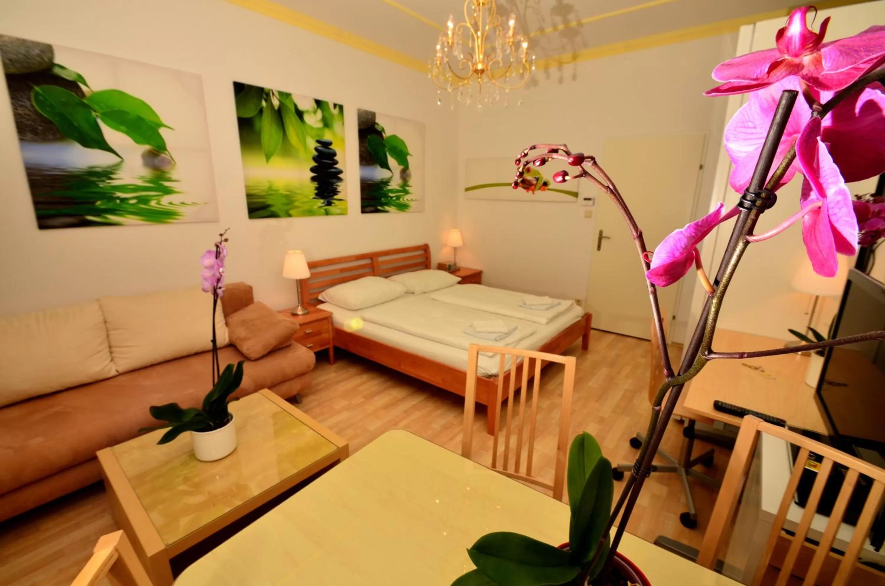 Bed in AJO Apartments - Messe City Flat - Self-Check-in