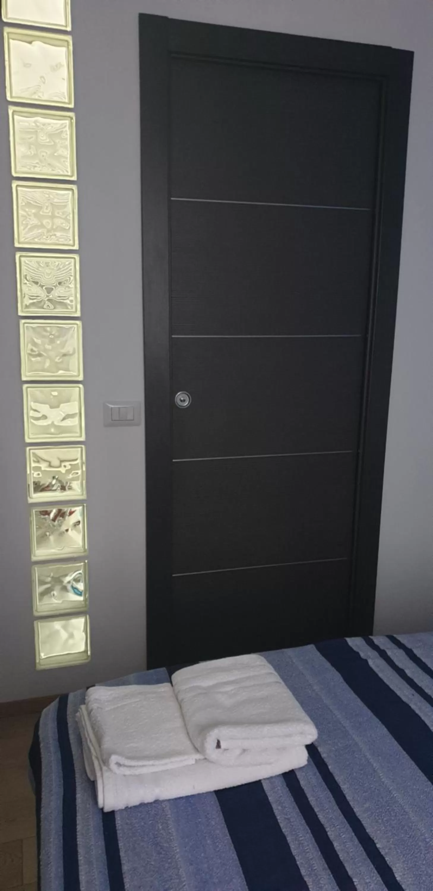 Photo of the whole room, Bed in Monteceneri 9 B&b