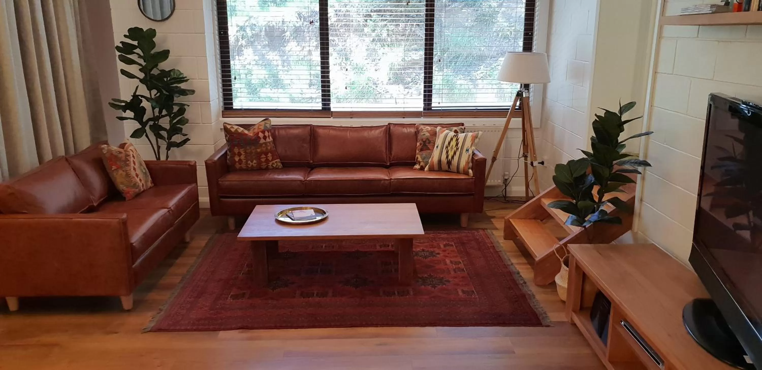 Cedarwood Apartments