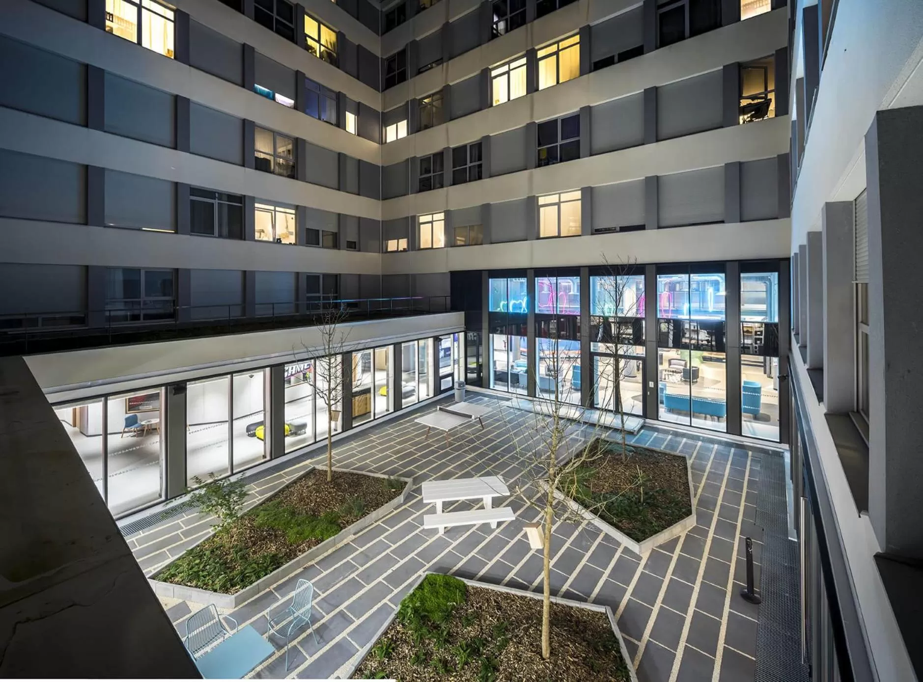 Patio in ECLA Paris Massy Palaiseau