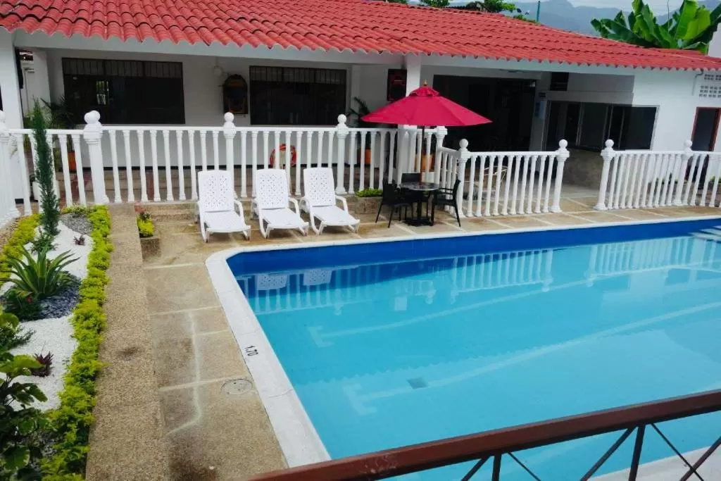 Swimming pool in HOTEL MACEO MELGAR