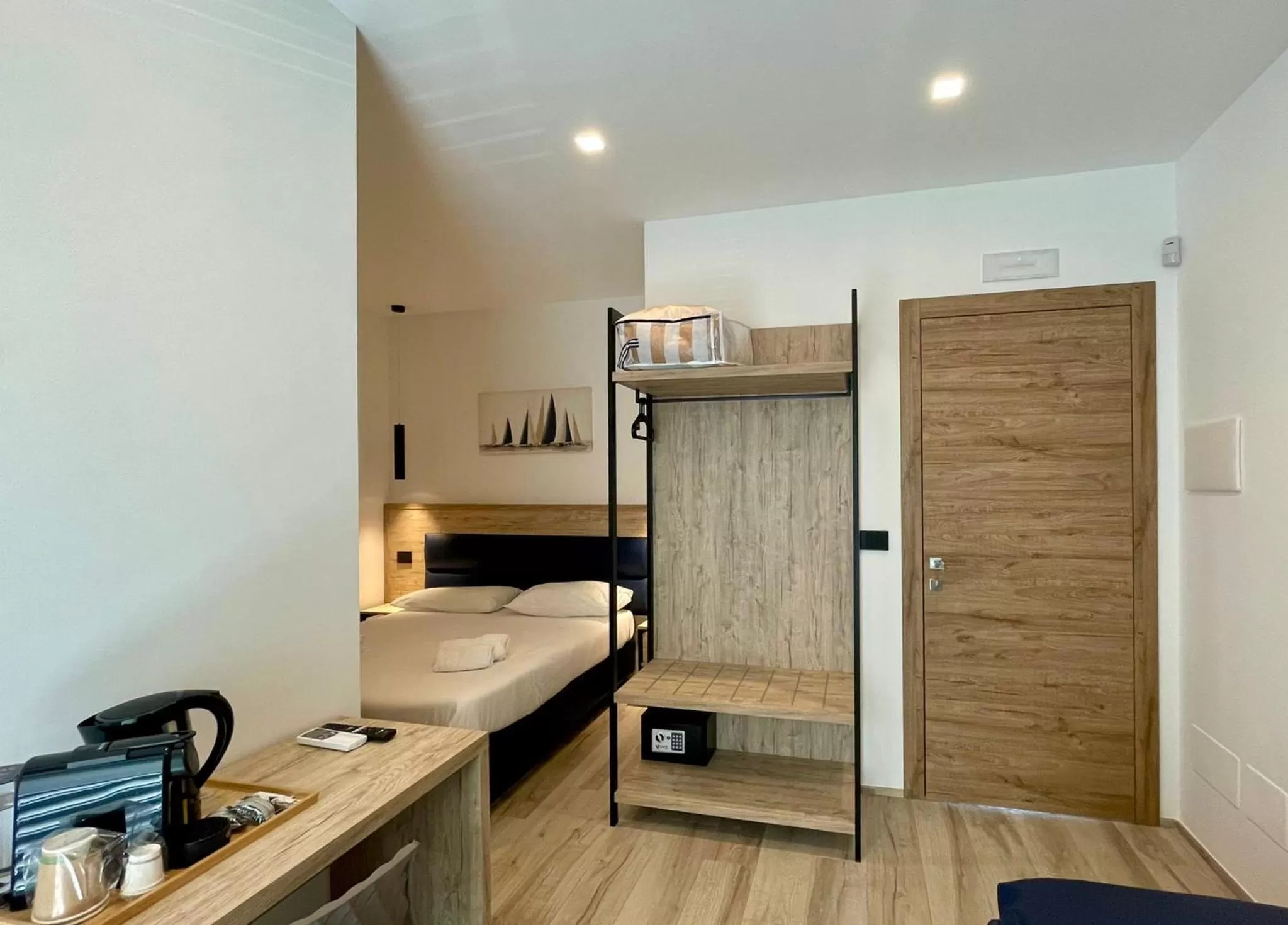 Bedroom in Bari Airport B&B