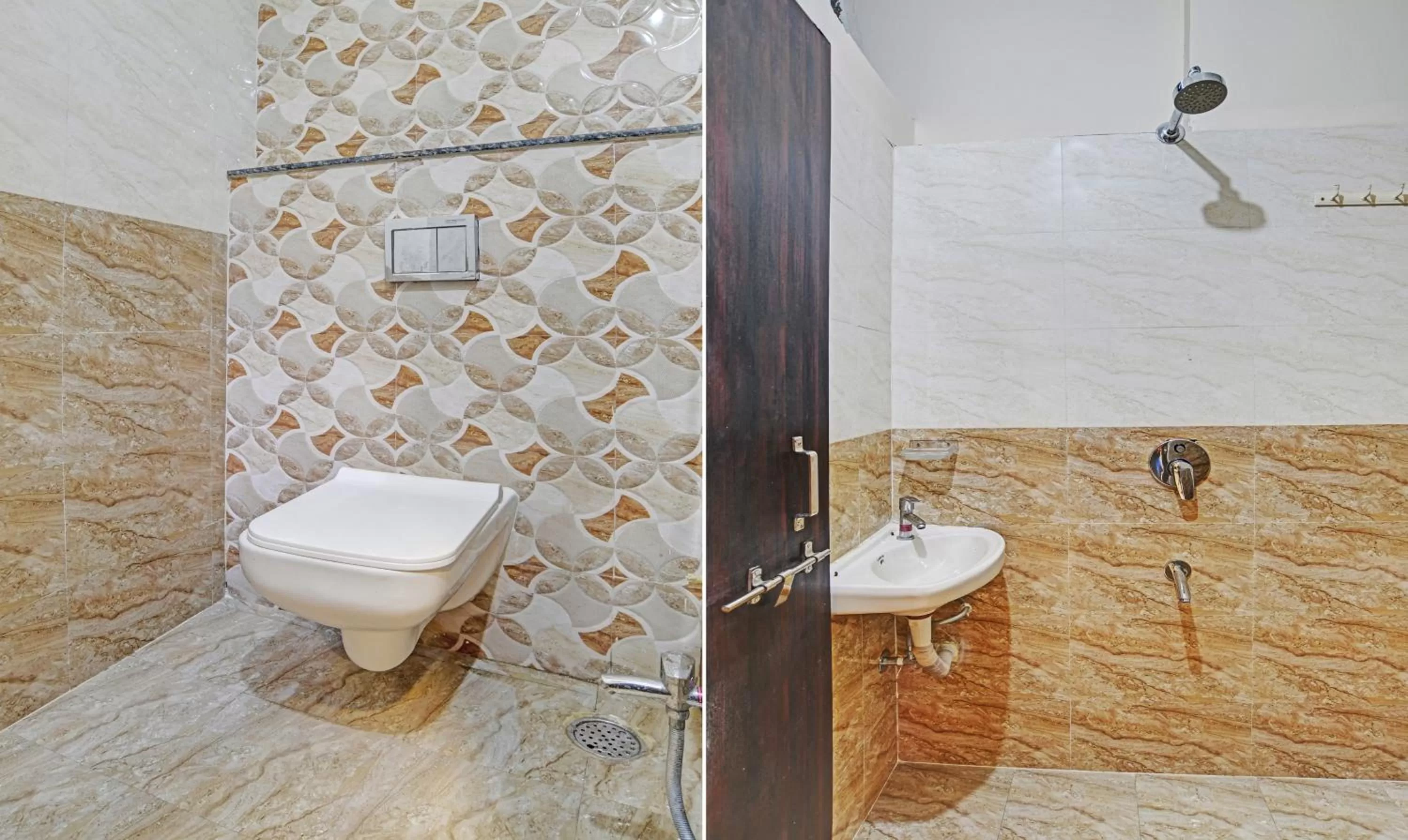 Bathroom in Hotel Anand Shree Near Airport,Indore