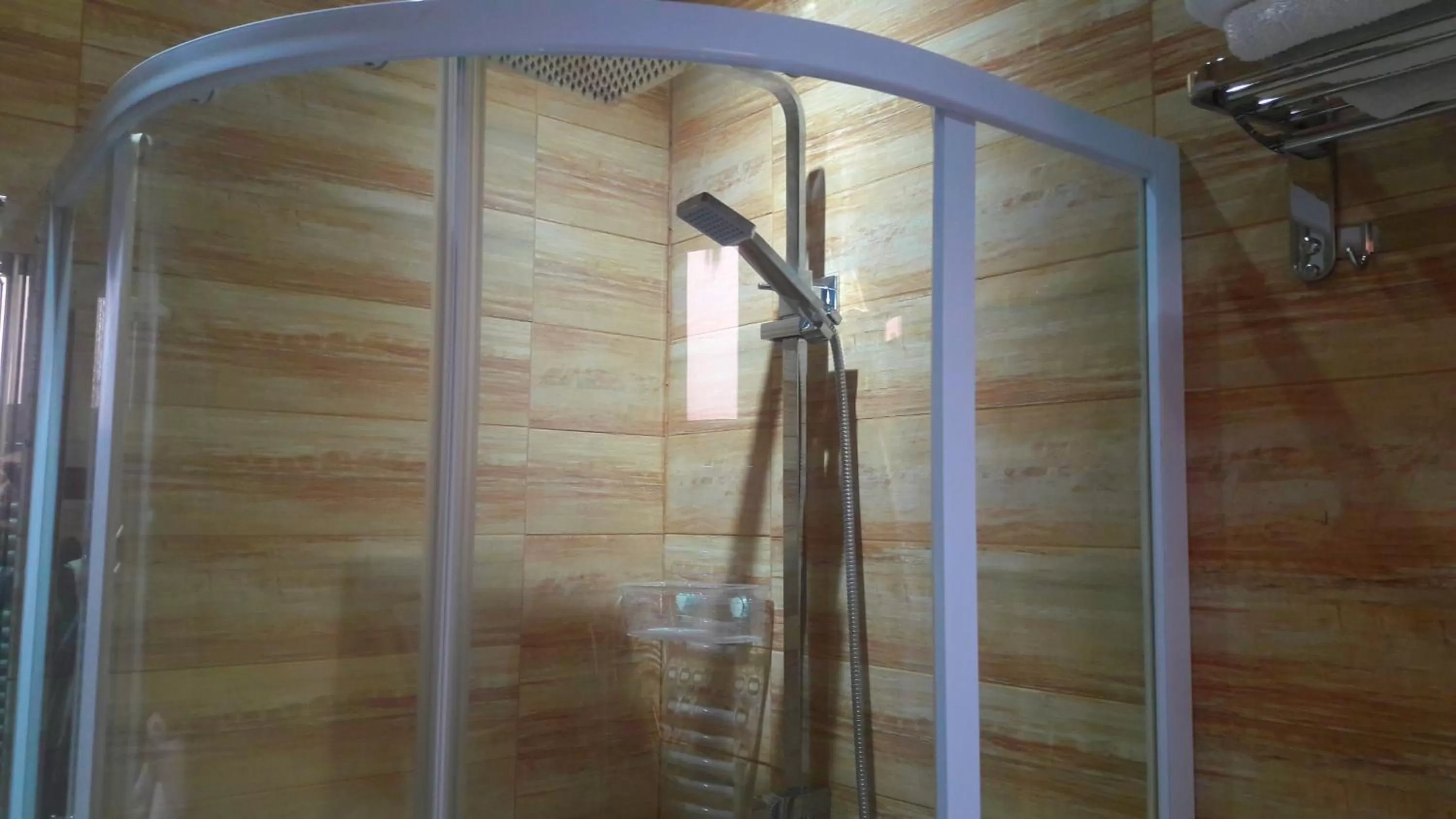 Hotel Lilo near Airport