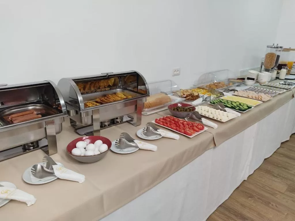 Breakfast in Grand Hotel Pogradec