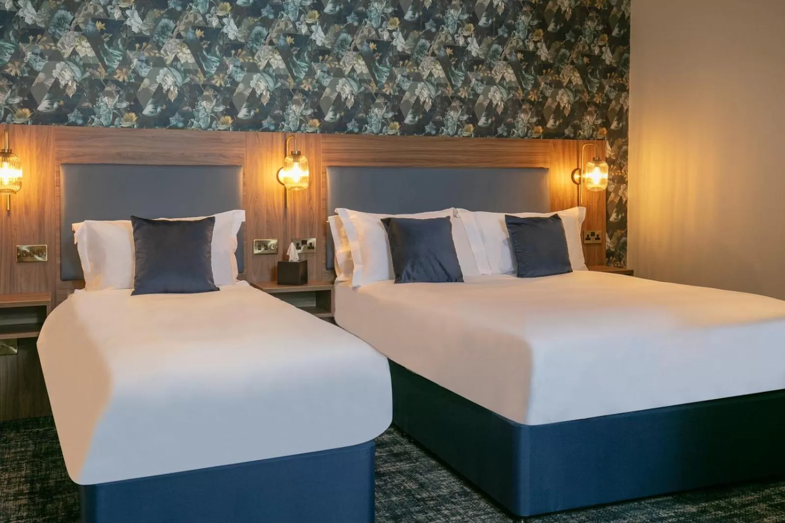 Bed in Best Western Hotel 99