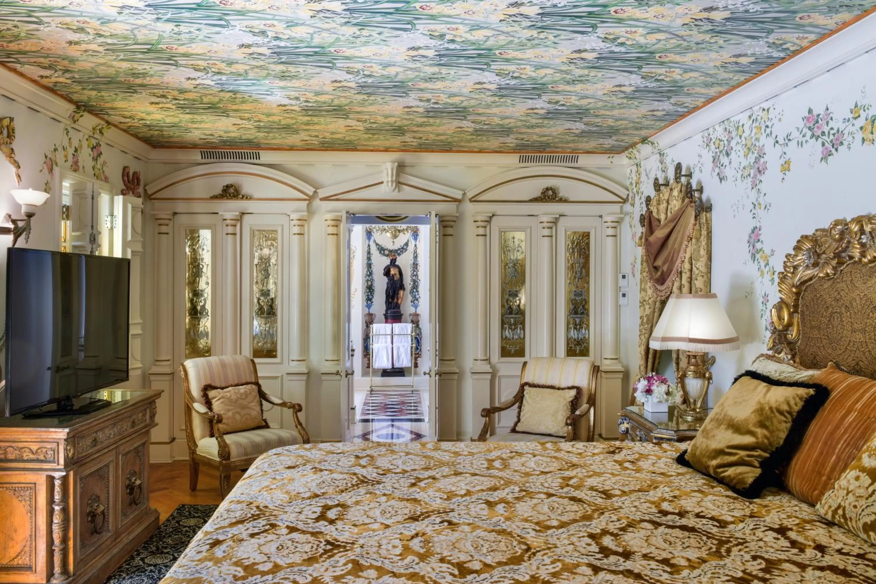 Bed in The Villa Casa Casuarina