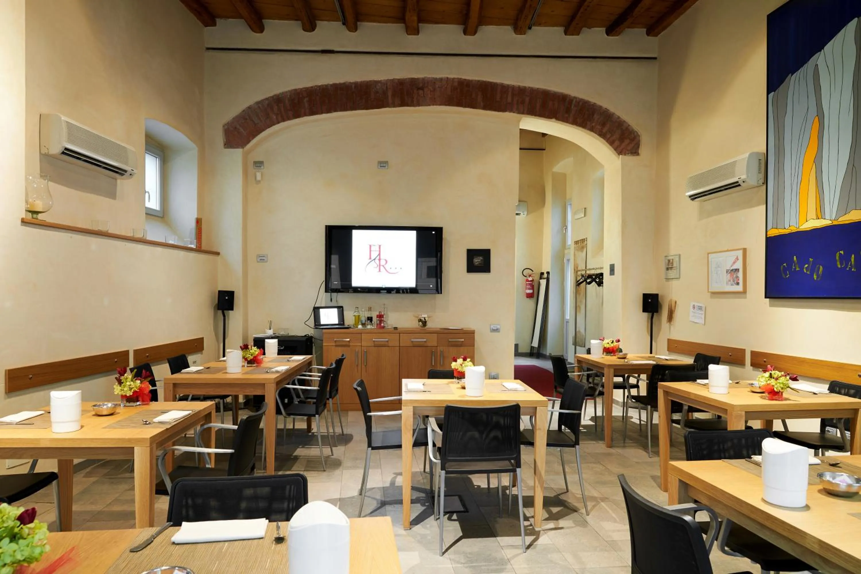 Restaurant/places to eat in San Rocco Hotel