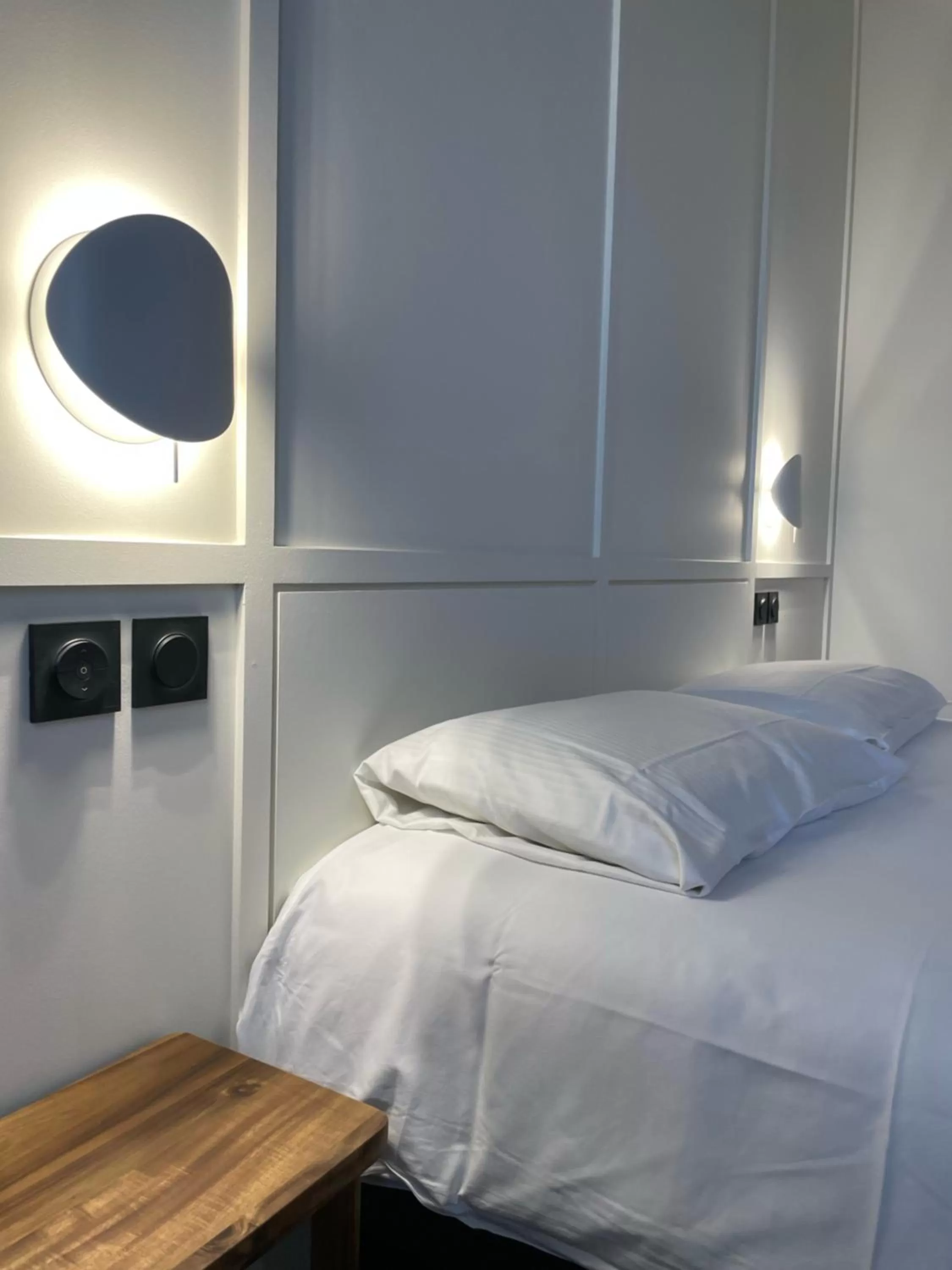 Bed in Théo Hôtel Limoges, The Originals City