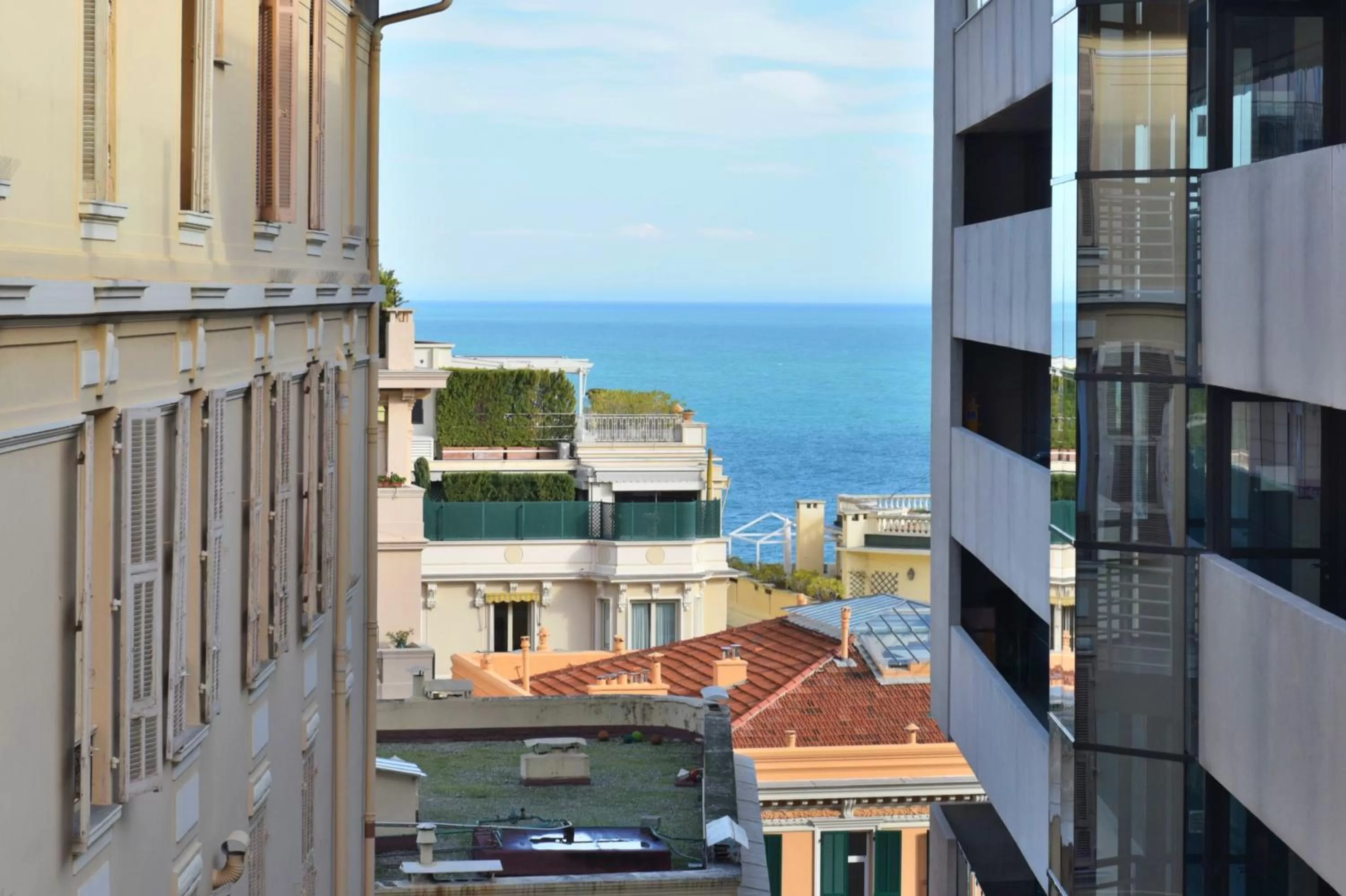 Sea view in Hotel Capitole