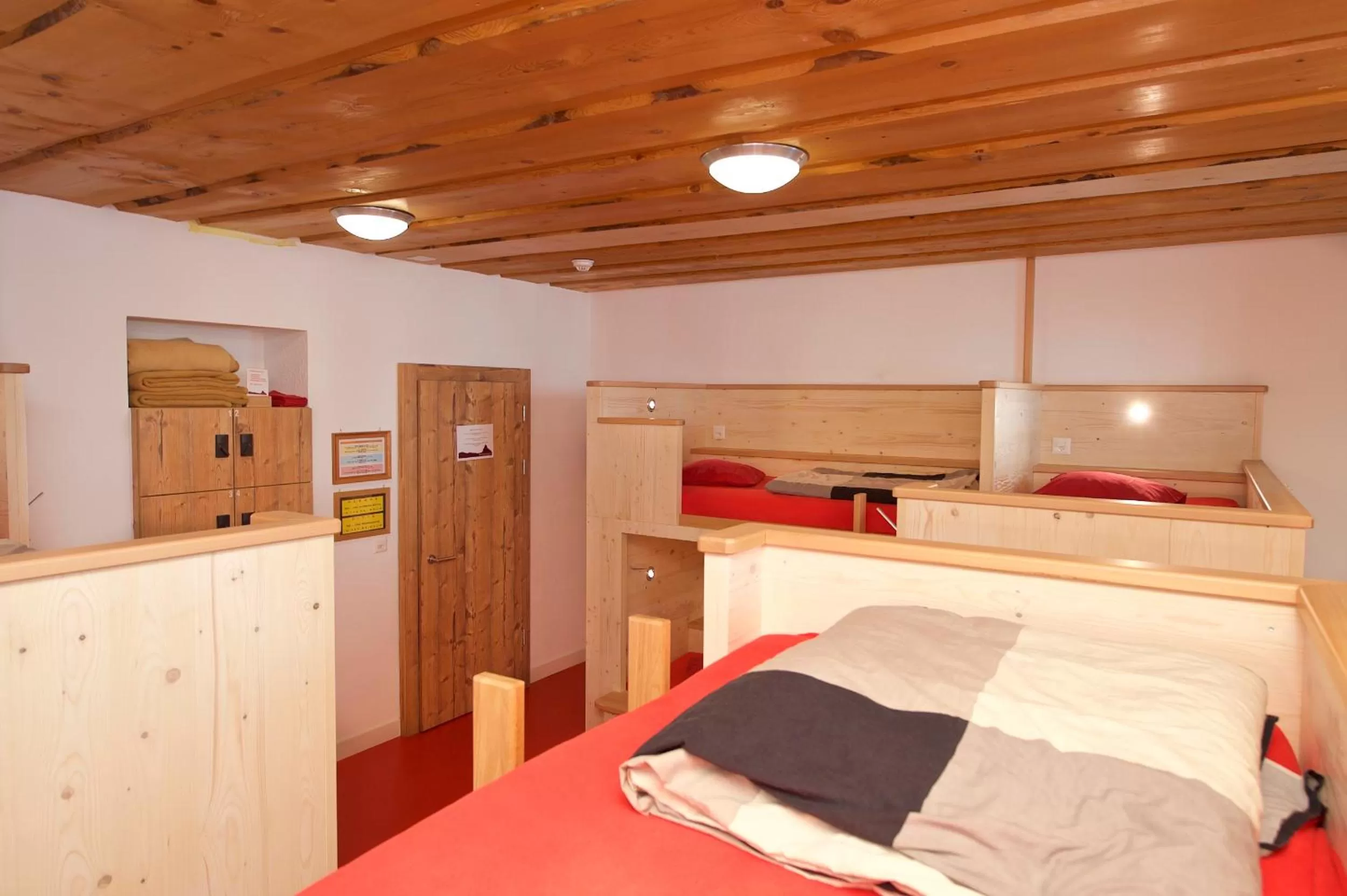 Bed in Hotel Bahnhof