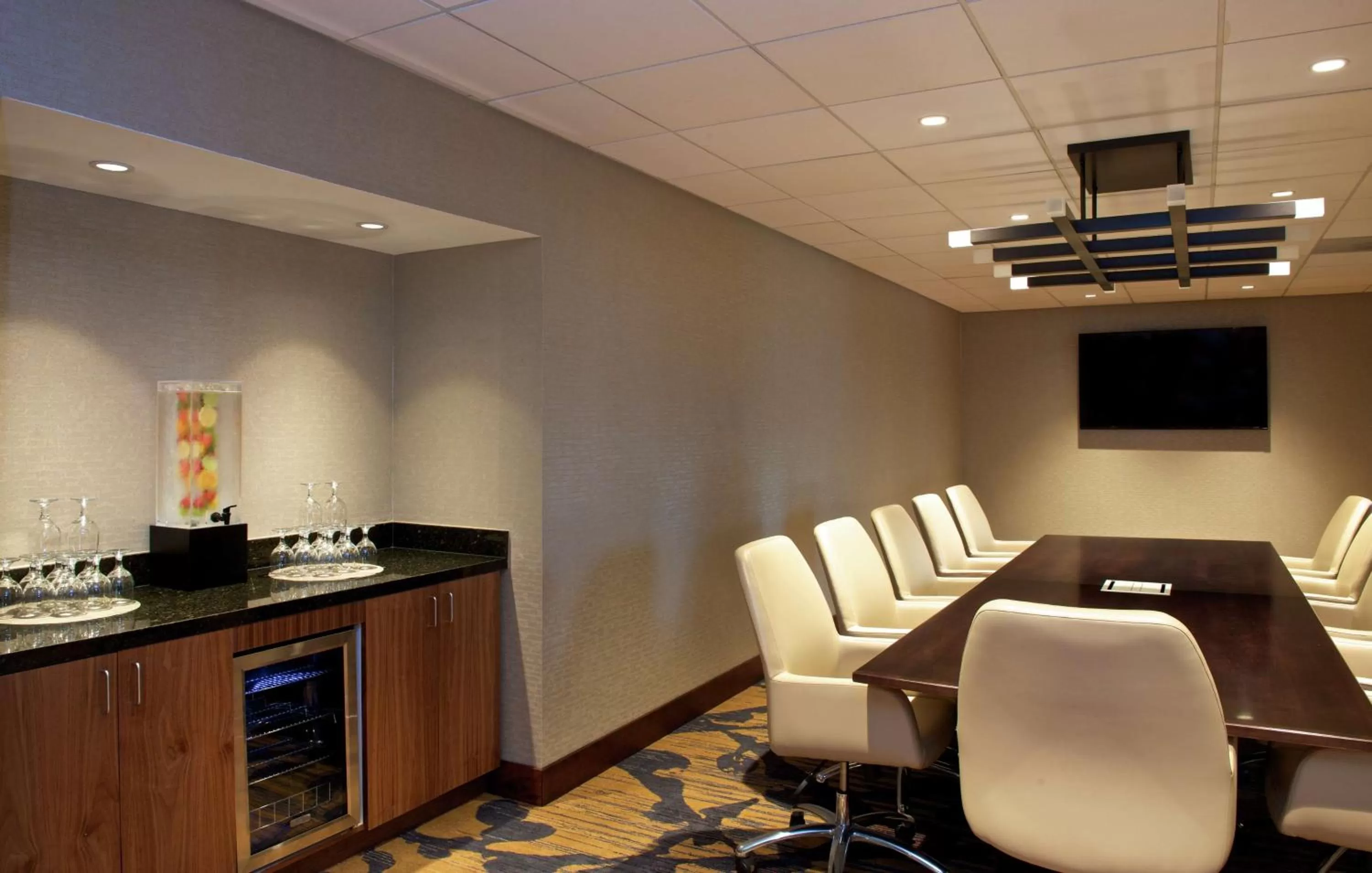Meeting/conference room in Embassy Suites by Hilton Portland Tigard