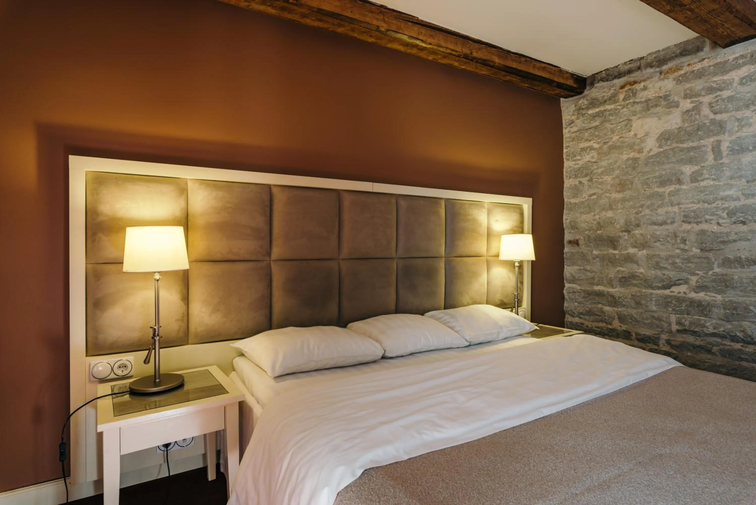 Bedroom, Bed in Merchants House Hotel