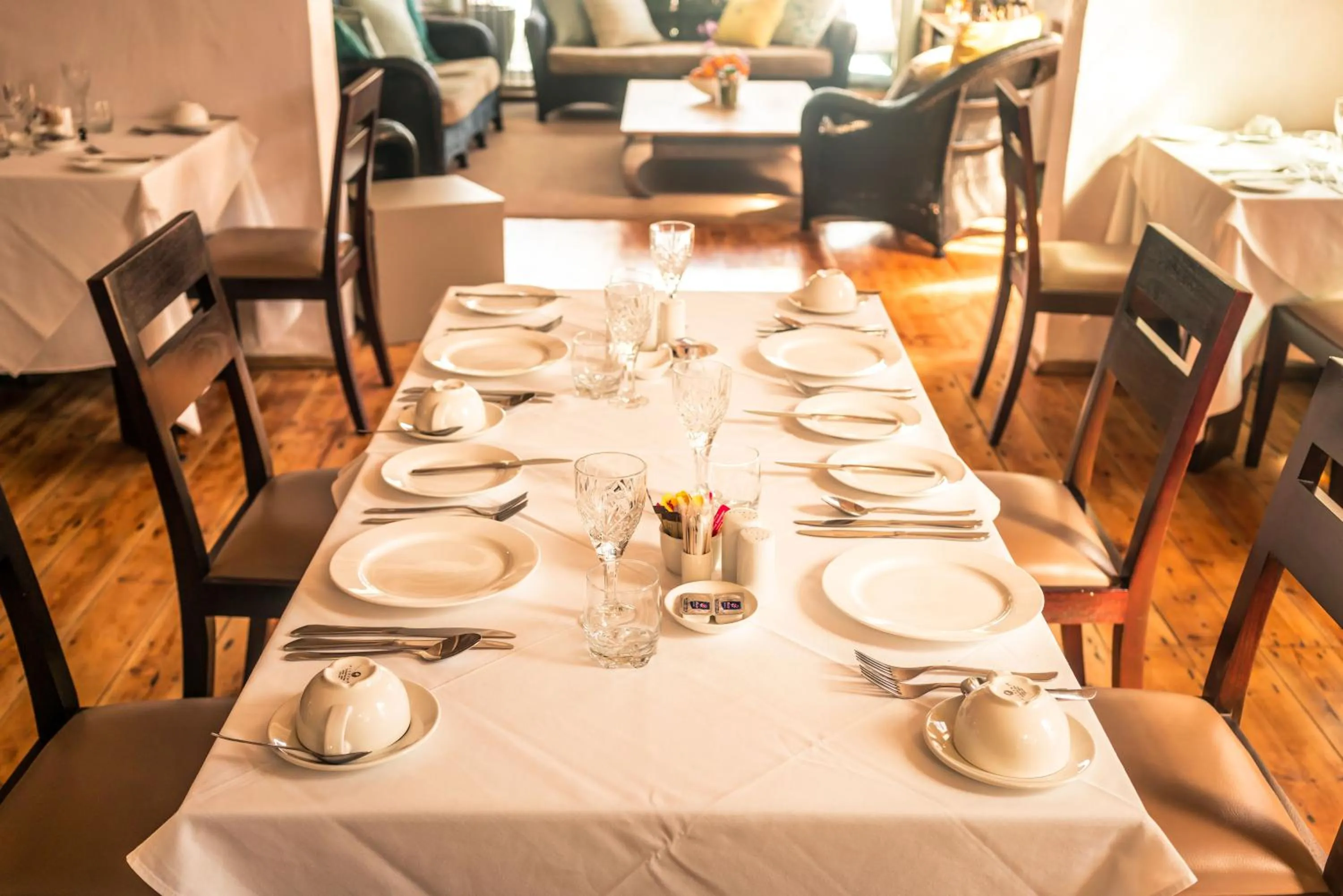 Dining area in Point B Guest House -Sustainable Solar Energy