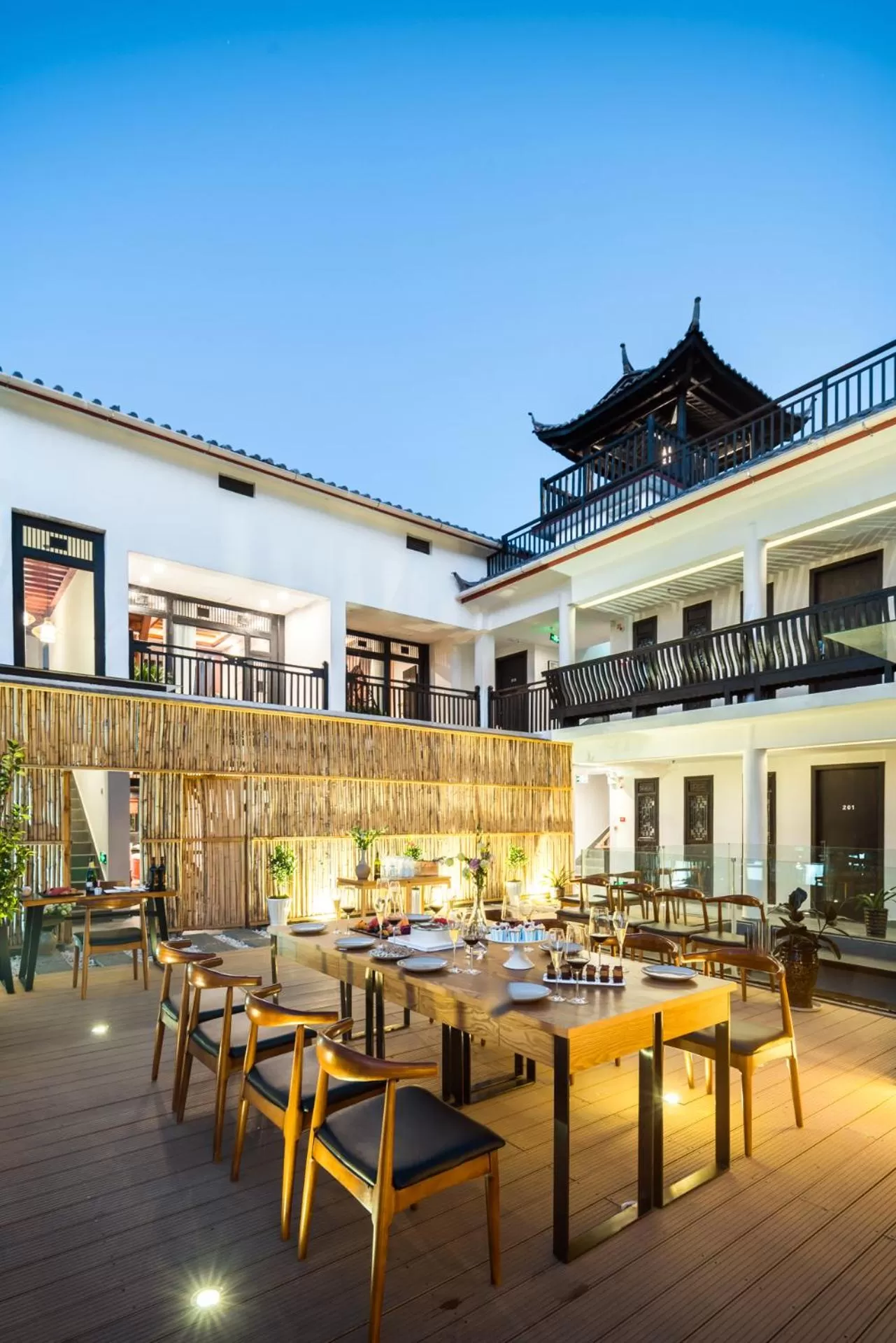 Lijiang Gemmer Hotel