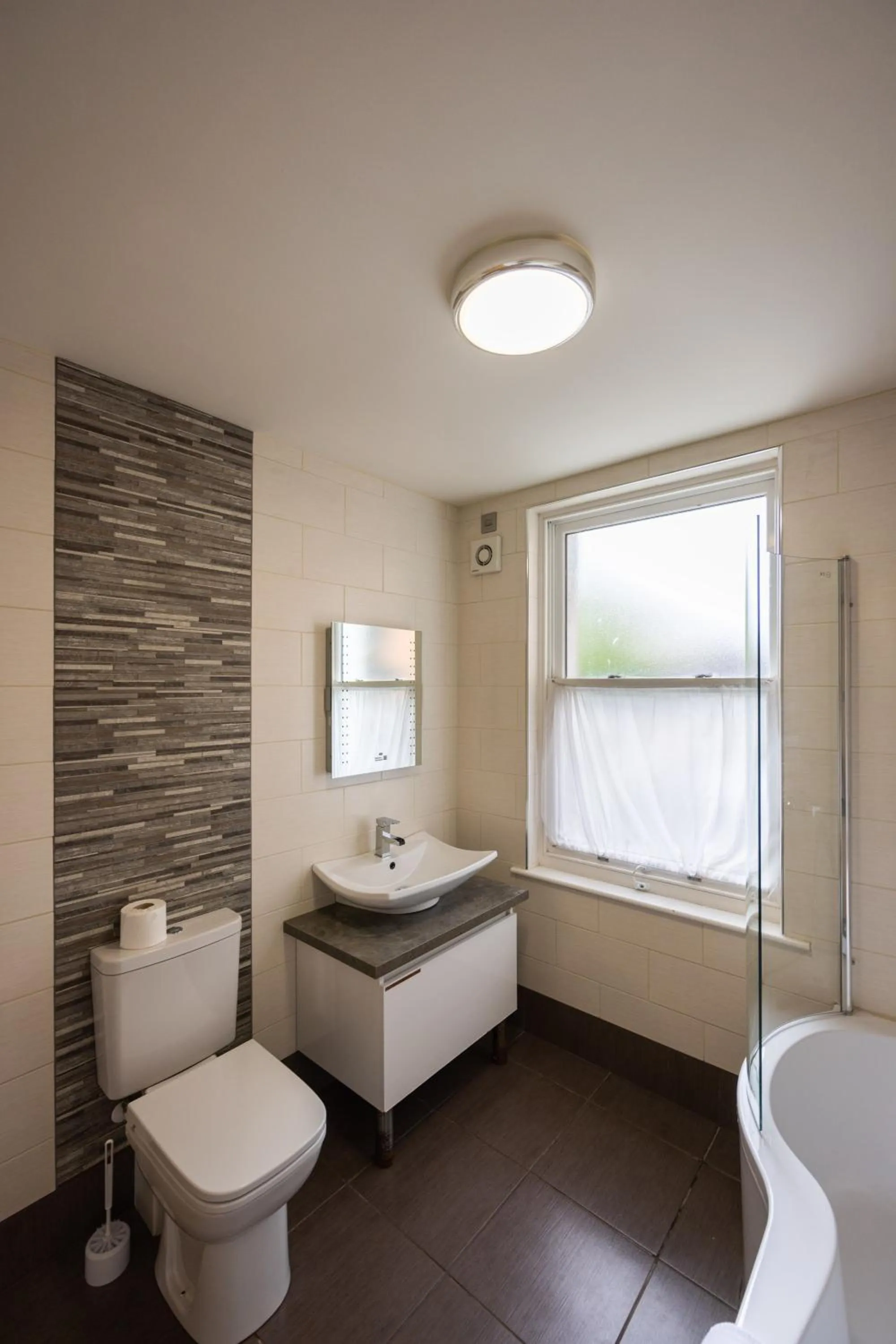 Bathroom in The White Hart Hotel