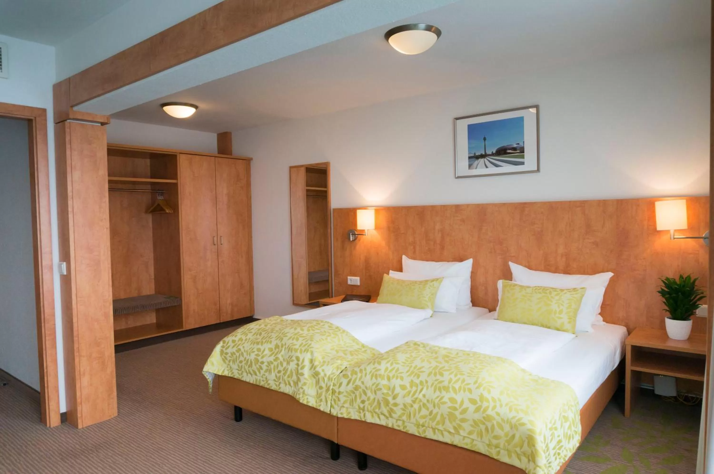 Photo of the whole room, Bed in Hotel Mingarden