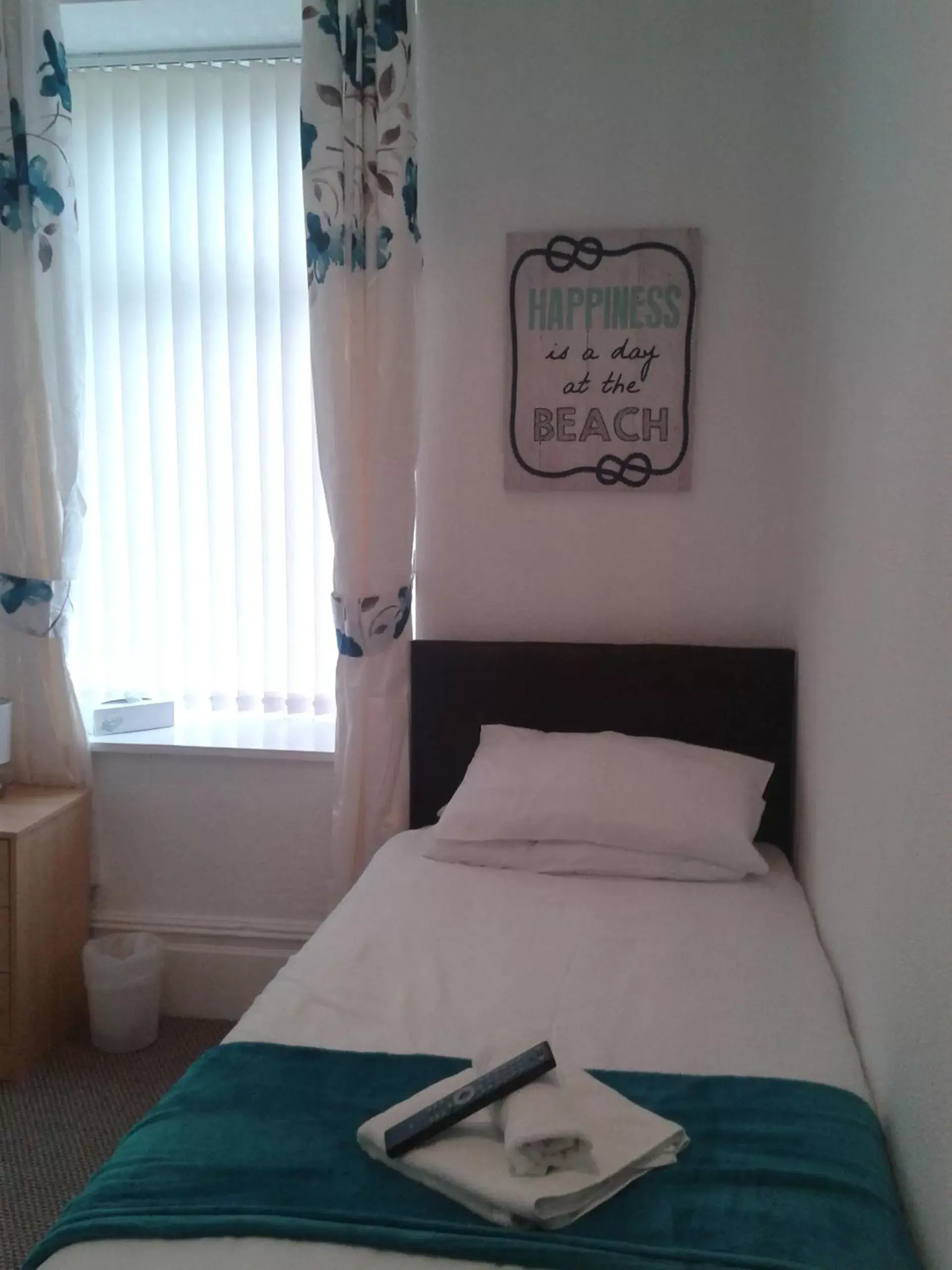 Standard Single Room in The Wilton Hotel Standard Single Room in The Wilton Hotel