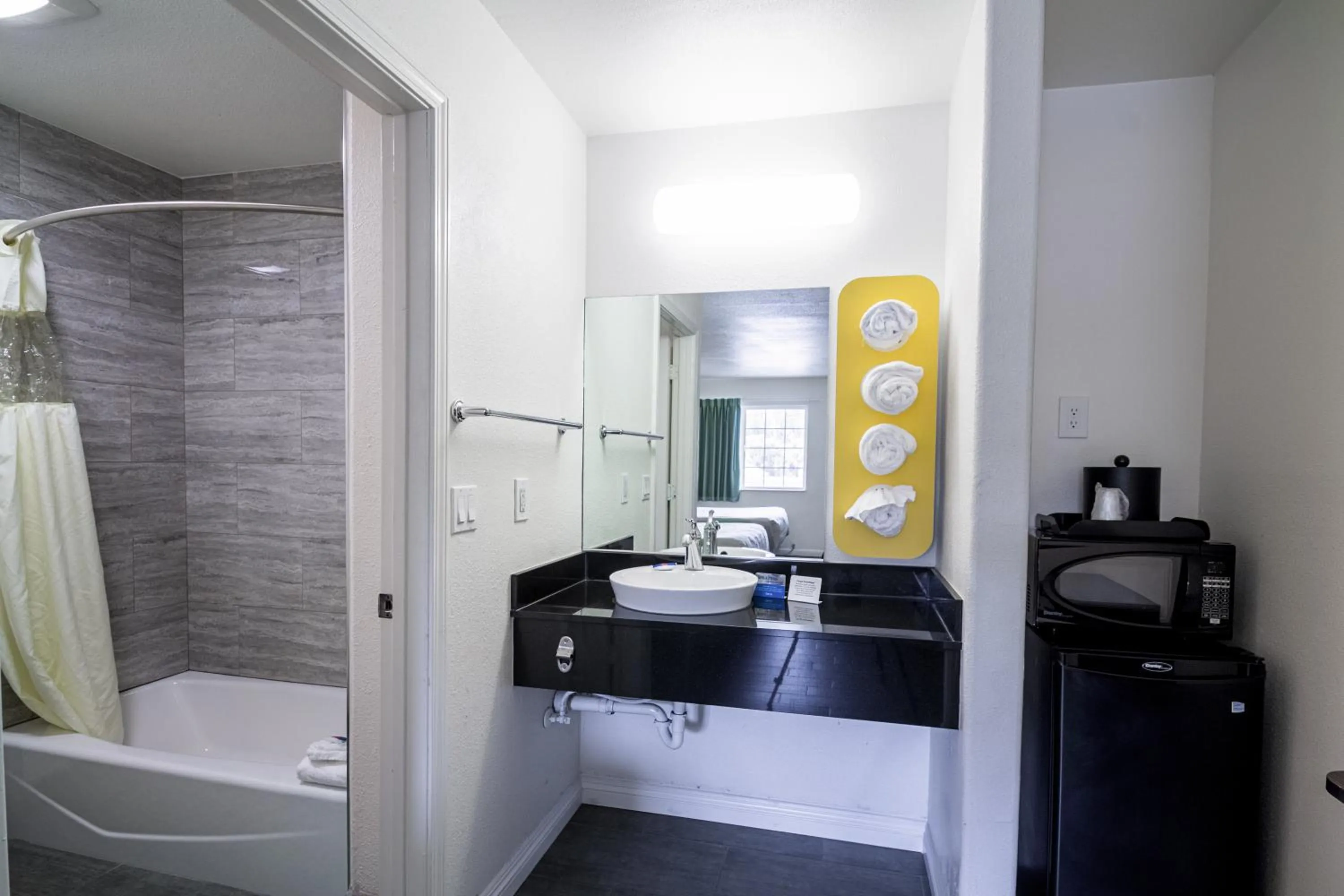 Bathroom in Motel 6 - Downtown Monterey