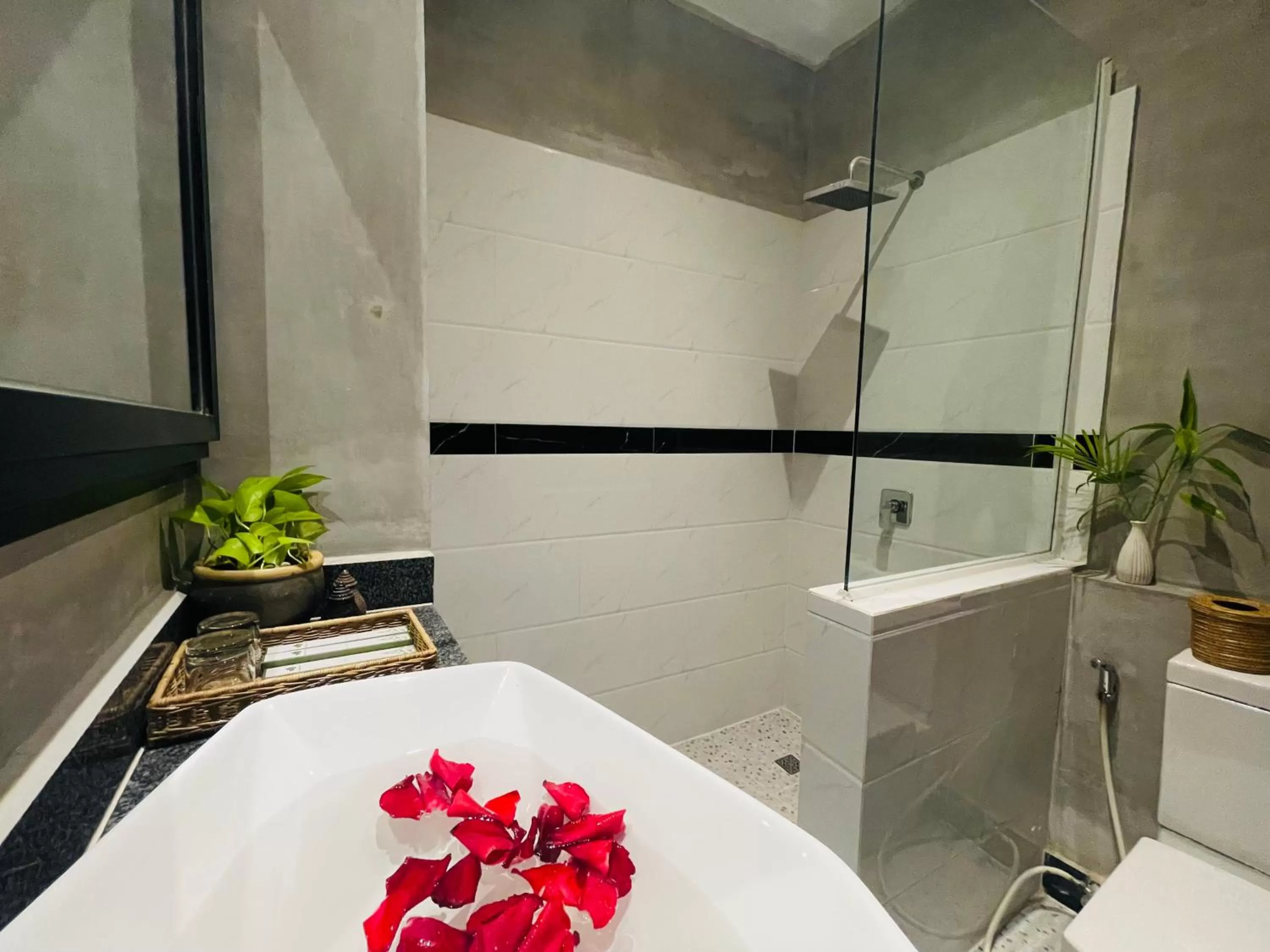 Shower in Boutique Indochine d'Angkor