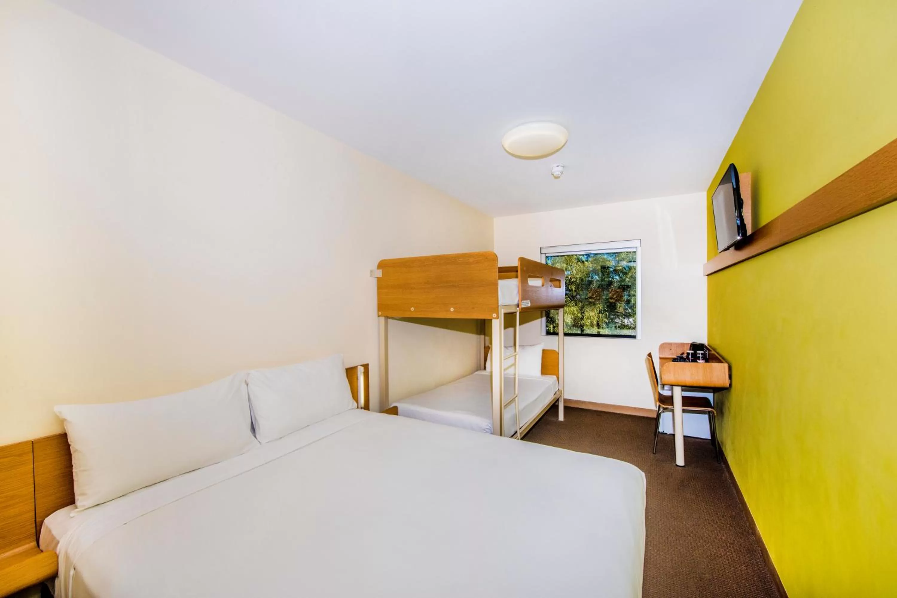 Photo of the whole room, Bed in ibis Budget Sydney Olympic Park