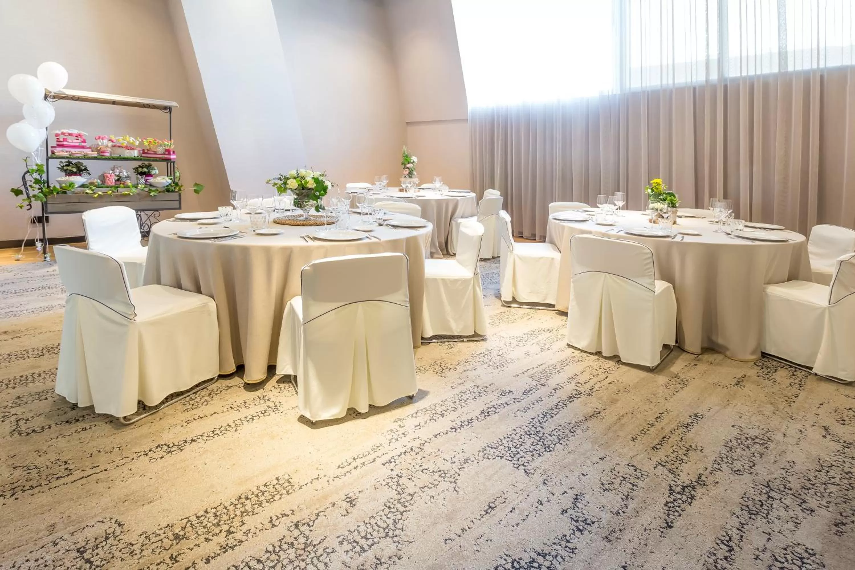 Banquet/Function facilities in Novotel Sevilla