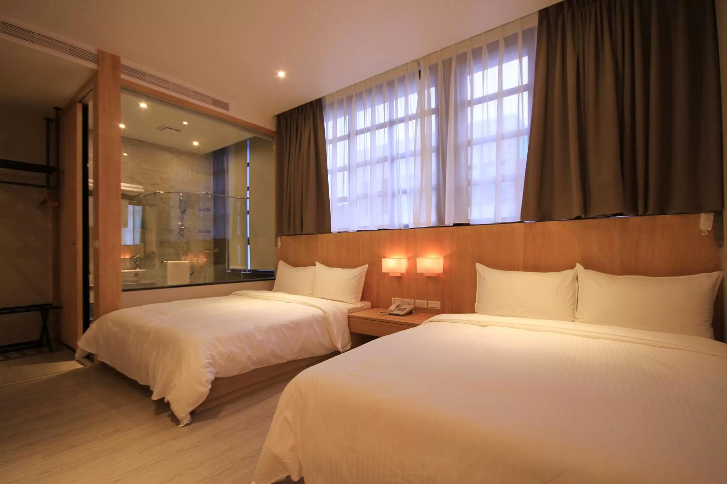 Photo of the whole room, Bed in Hangkhau Hotel