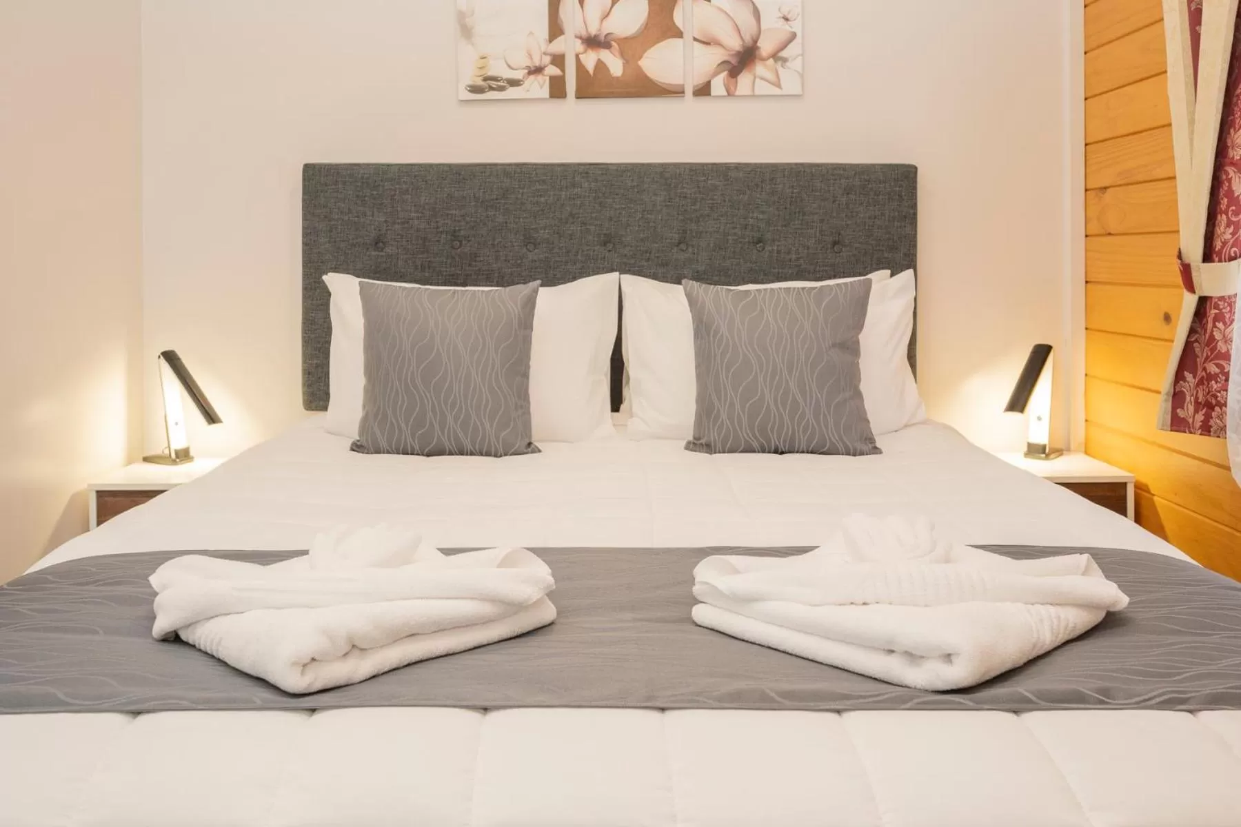 Bed in Tudor Park Motel Spacious with kitchens 1 minute walk to restaurant and shopping centre and Gisborne Hospital