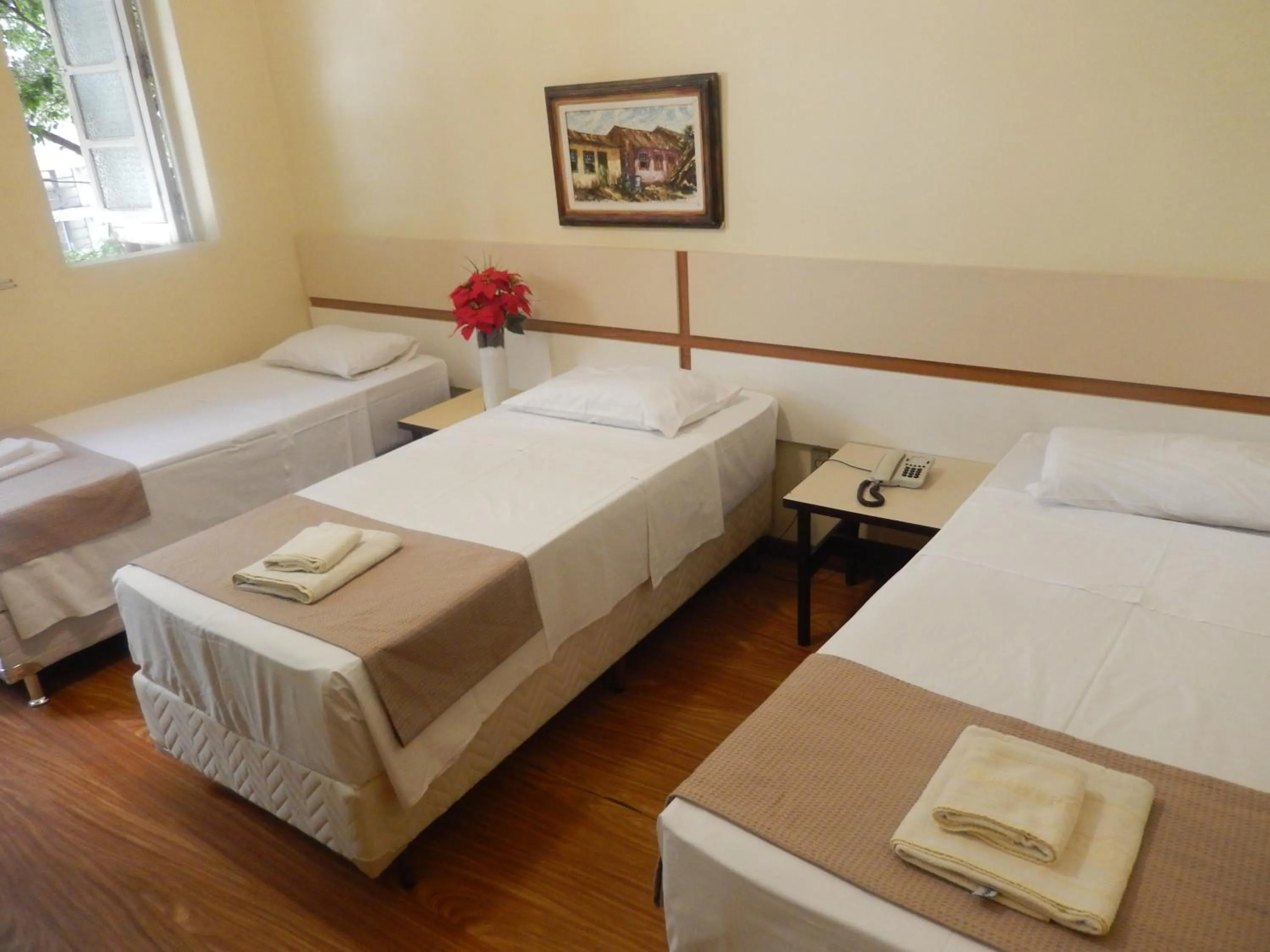 Bed in Hotel Metropole