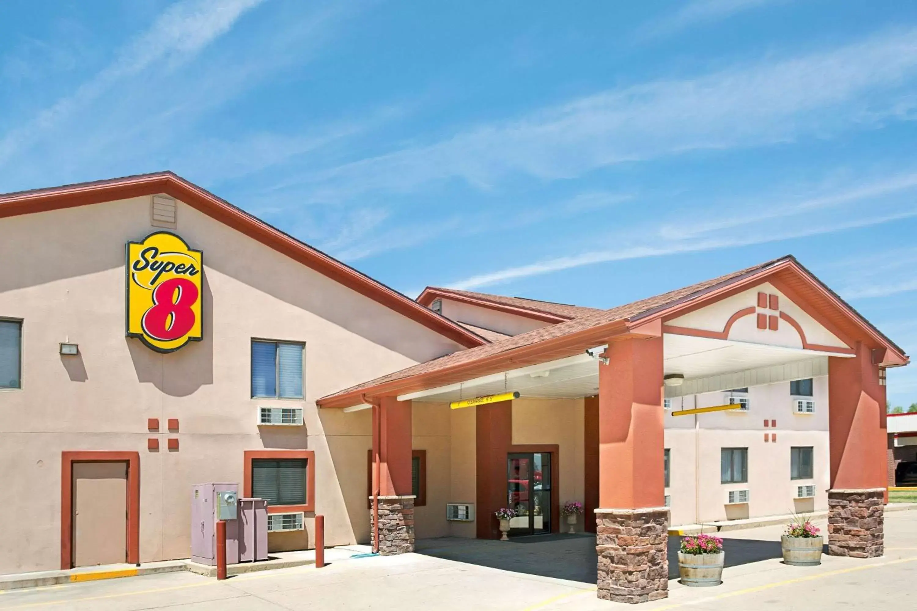 Super 8 by Wyndham Longmont/Del Camino Super 8 by Wyndham Longmont/Del Camino
