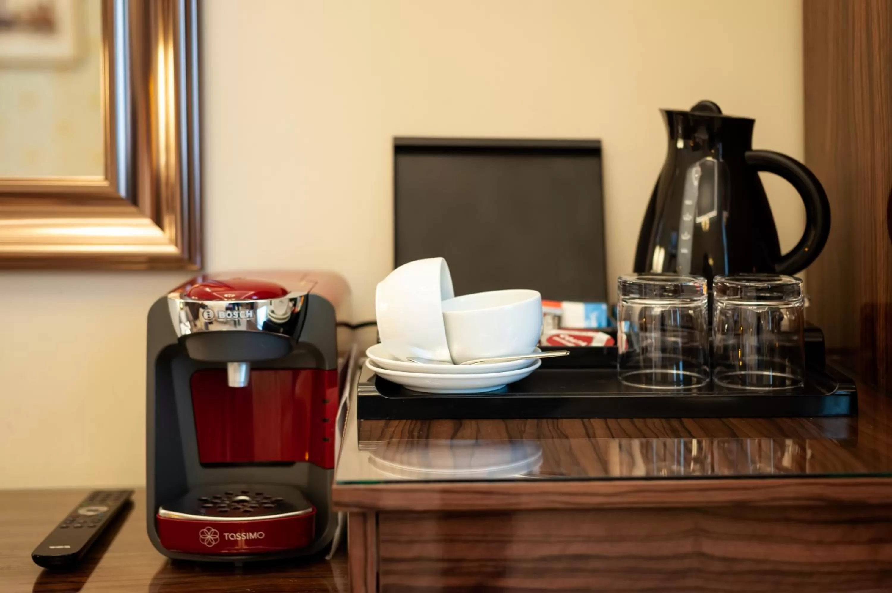 Coffee/tea facilities in The Lansbury Heritage Hotel By Sunday - Canary Wharf London