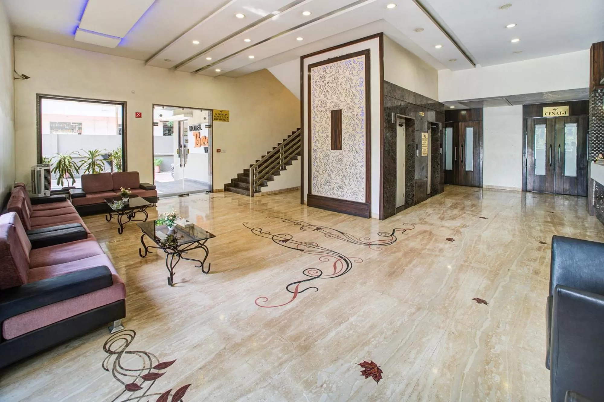 Lobby or reception in FabHotel Bee Town