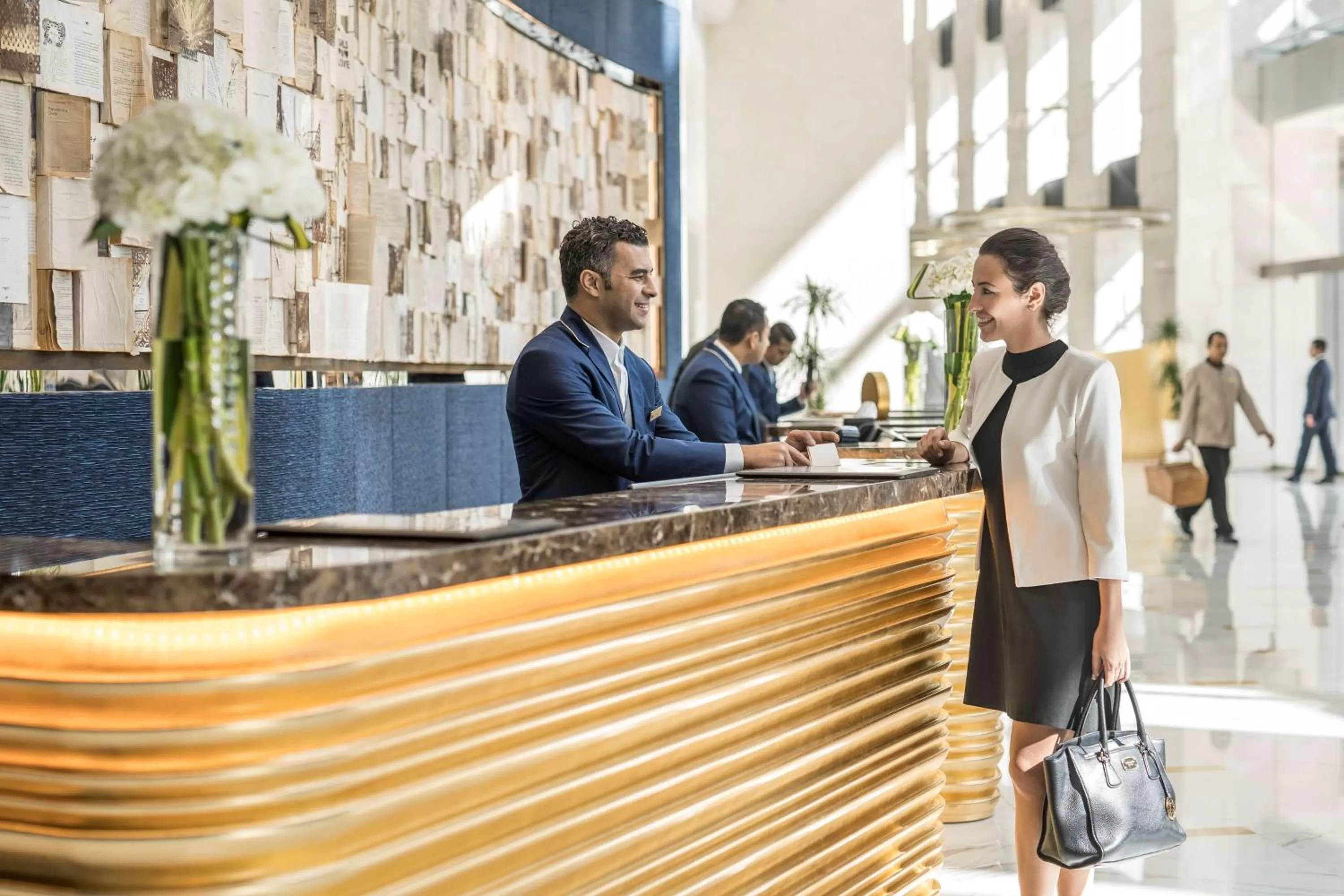 Lobby or reception in Shangri-La Dubai