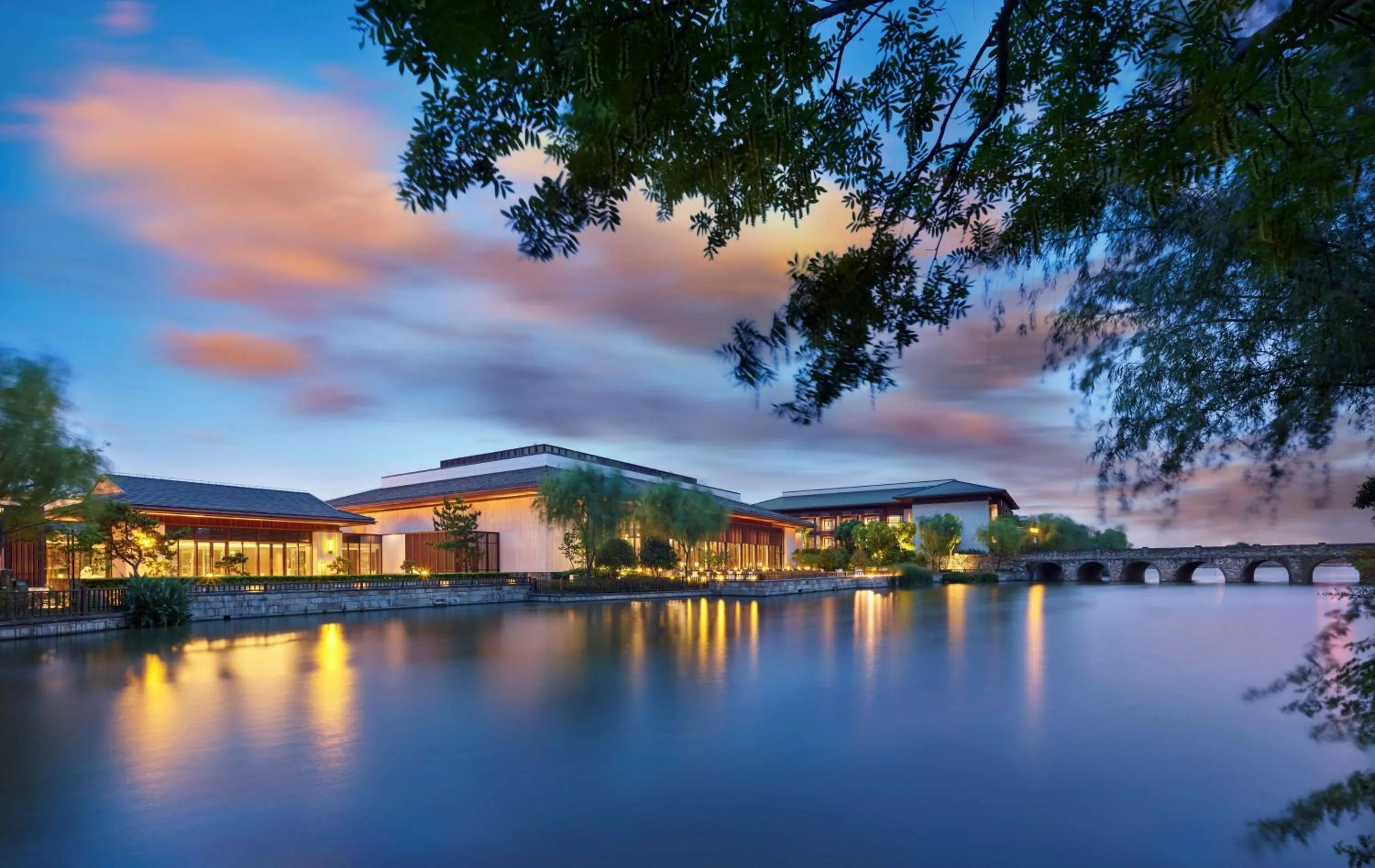 Property building in Hilton Shanghai Songjiang Guangfulin