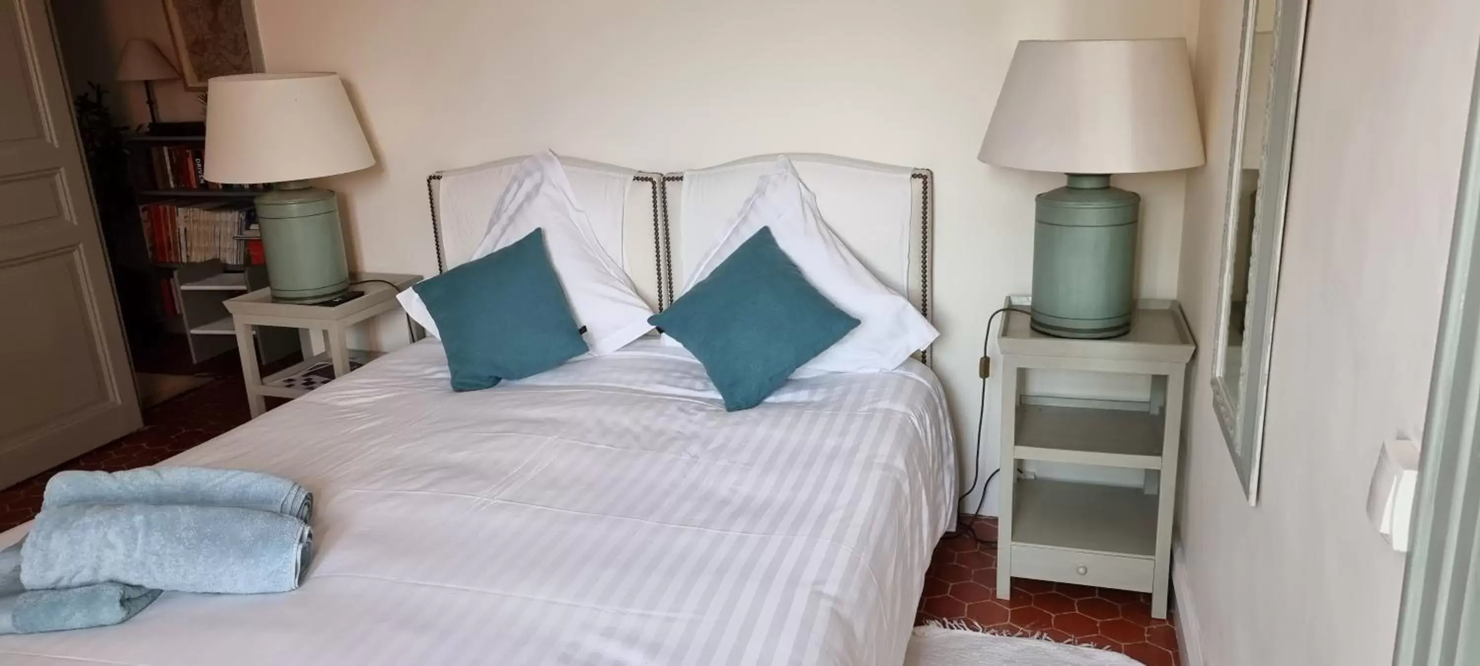 Double Room in Le Belvédère - Chambres d'hôtes de charme et Restaurant Double Room in Le Belvédère - Chambres d'hôtes de charme et Restaurant