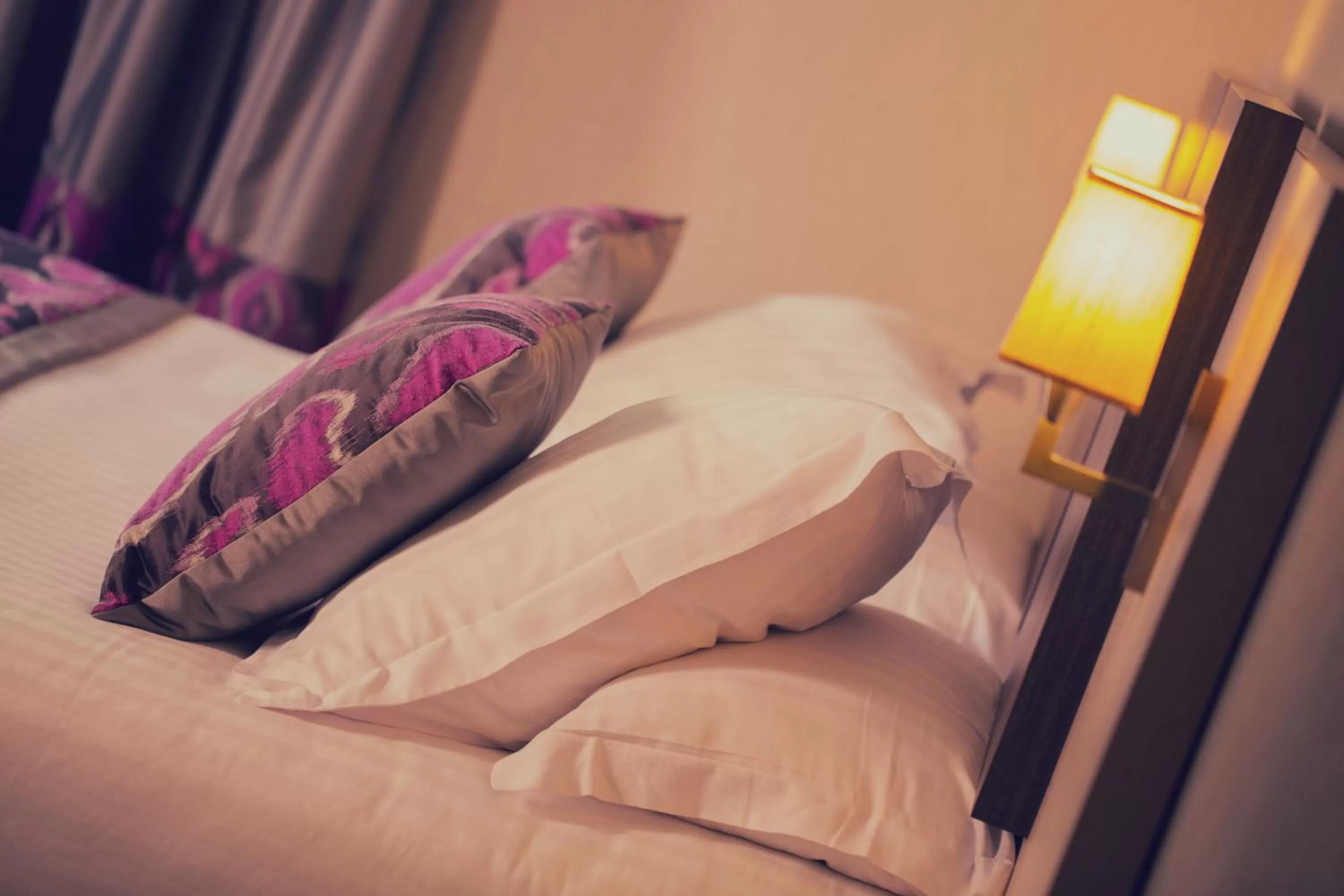 Photo of the whole room, Bed in Best Western Plus Richelieu