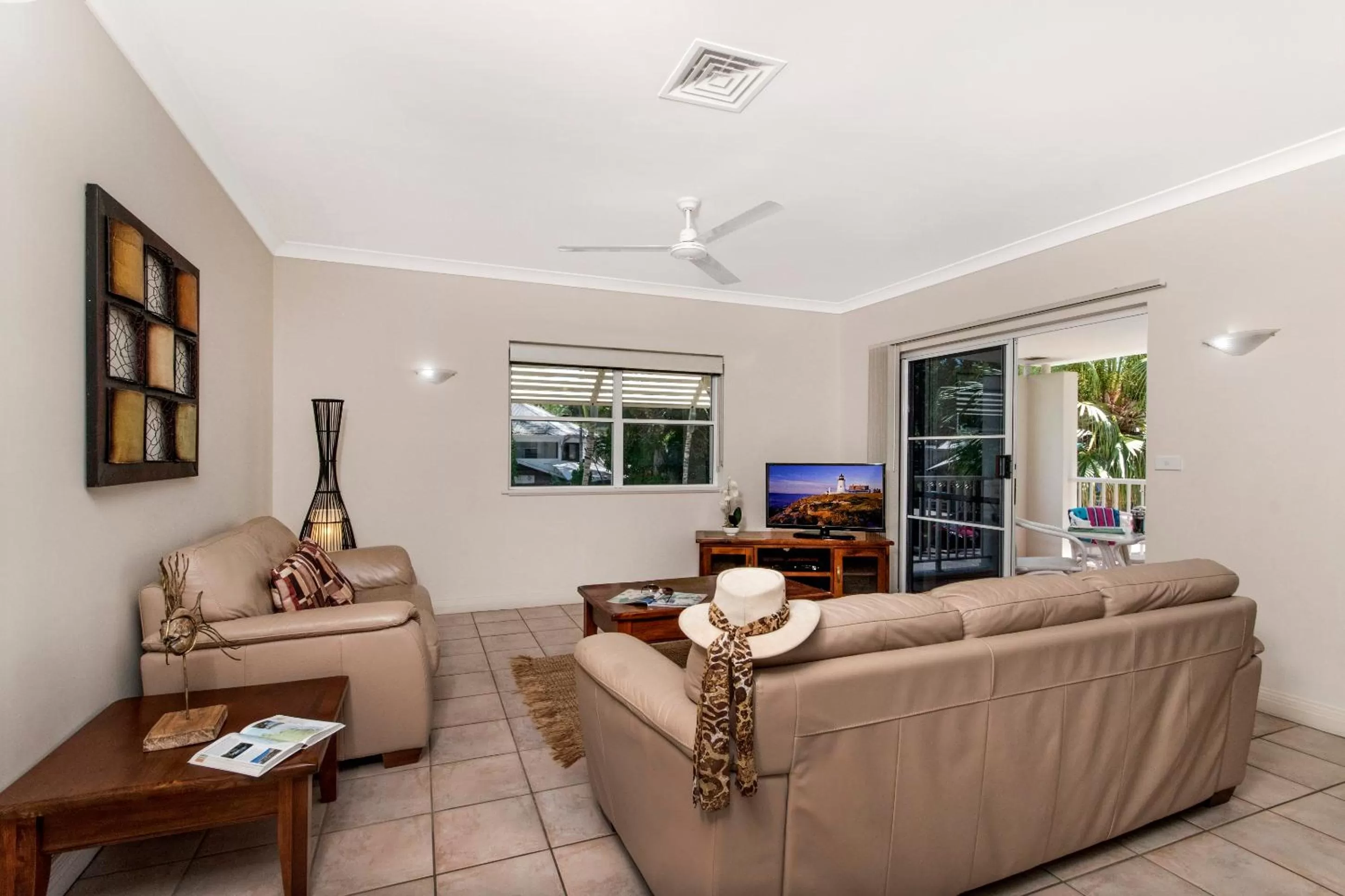 Three-Bedroom Townhouse in The Reef Retreat Palm Cove