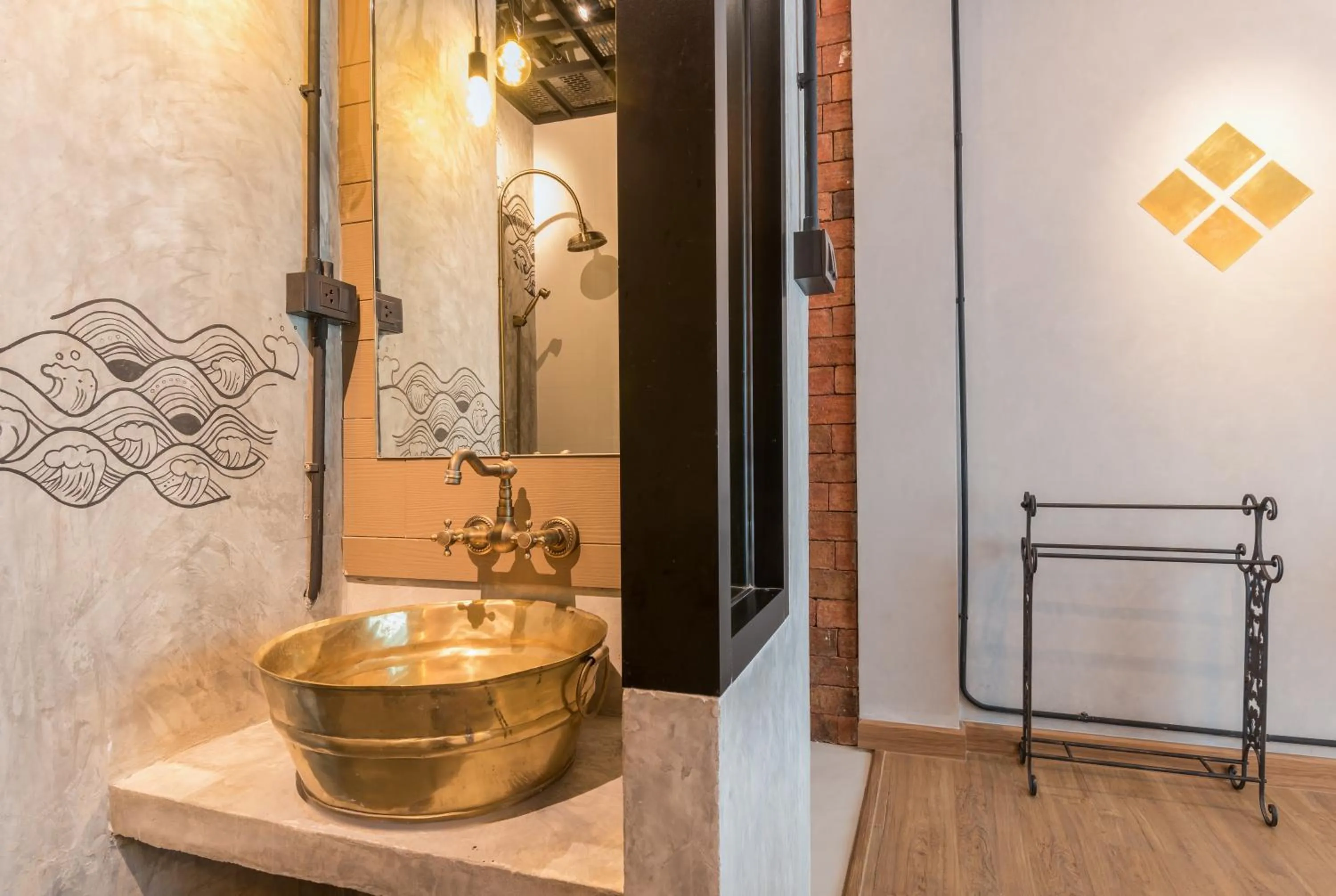 Shower in Sea Crest by Jomtien