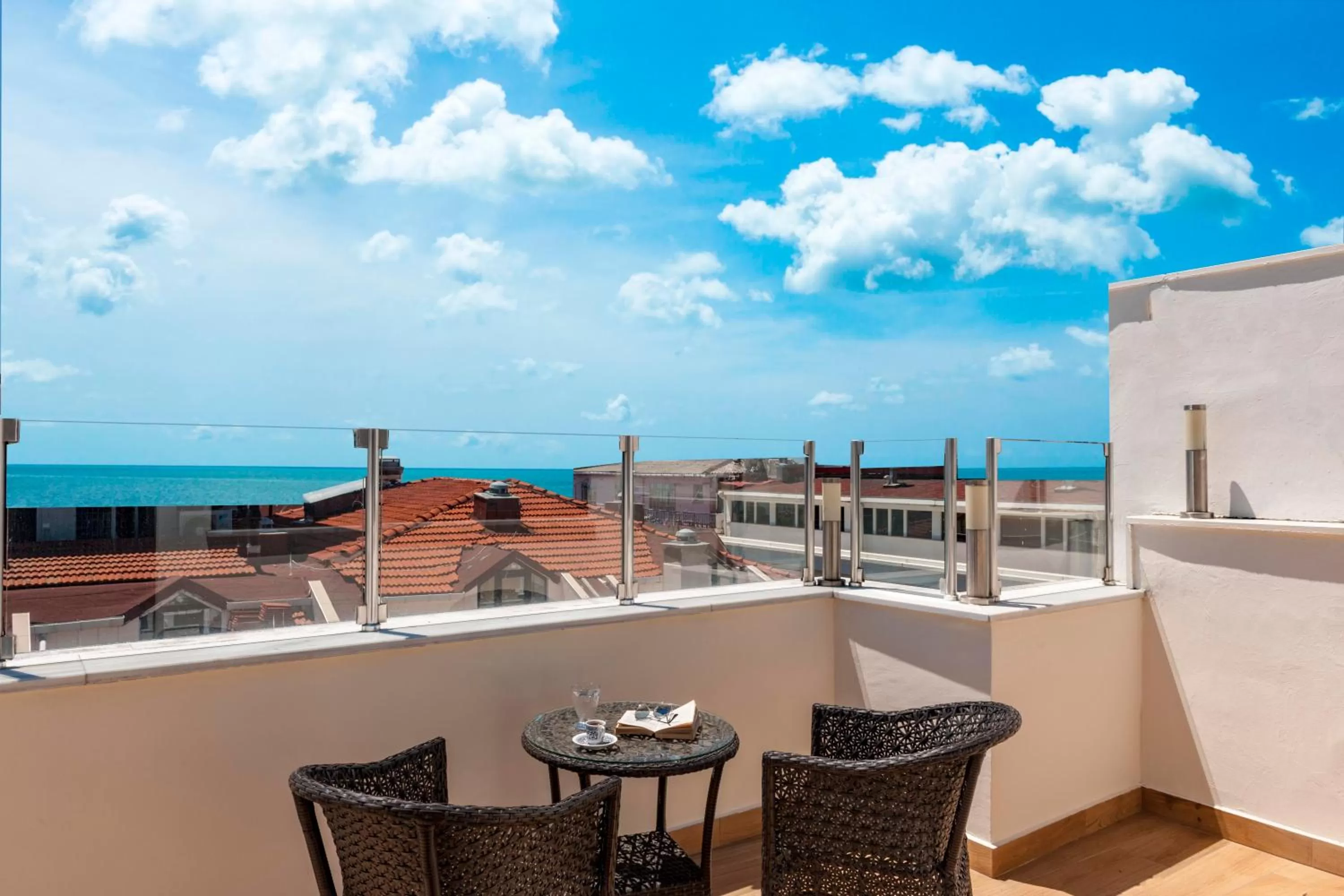 Balcony/Terrace in Kupeli Hotel