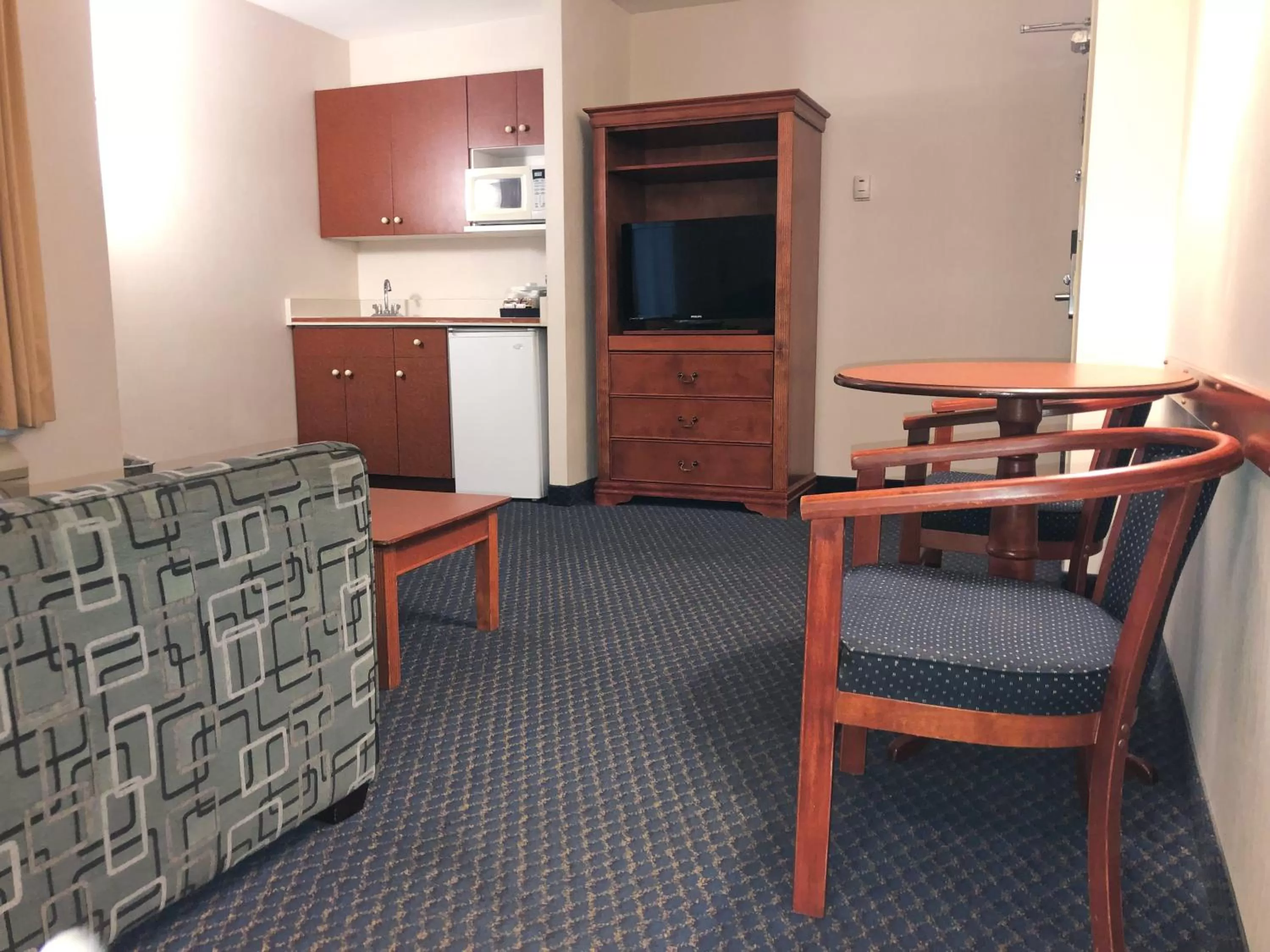 Days Inn by Wyndham Niagara Falls Centre St By the Falls