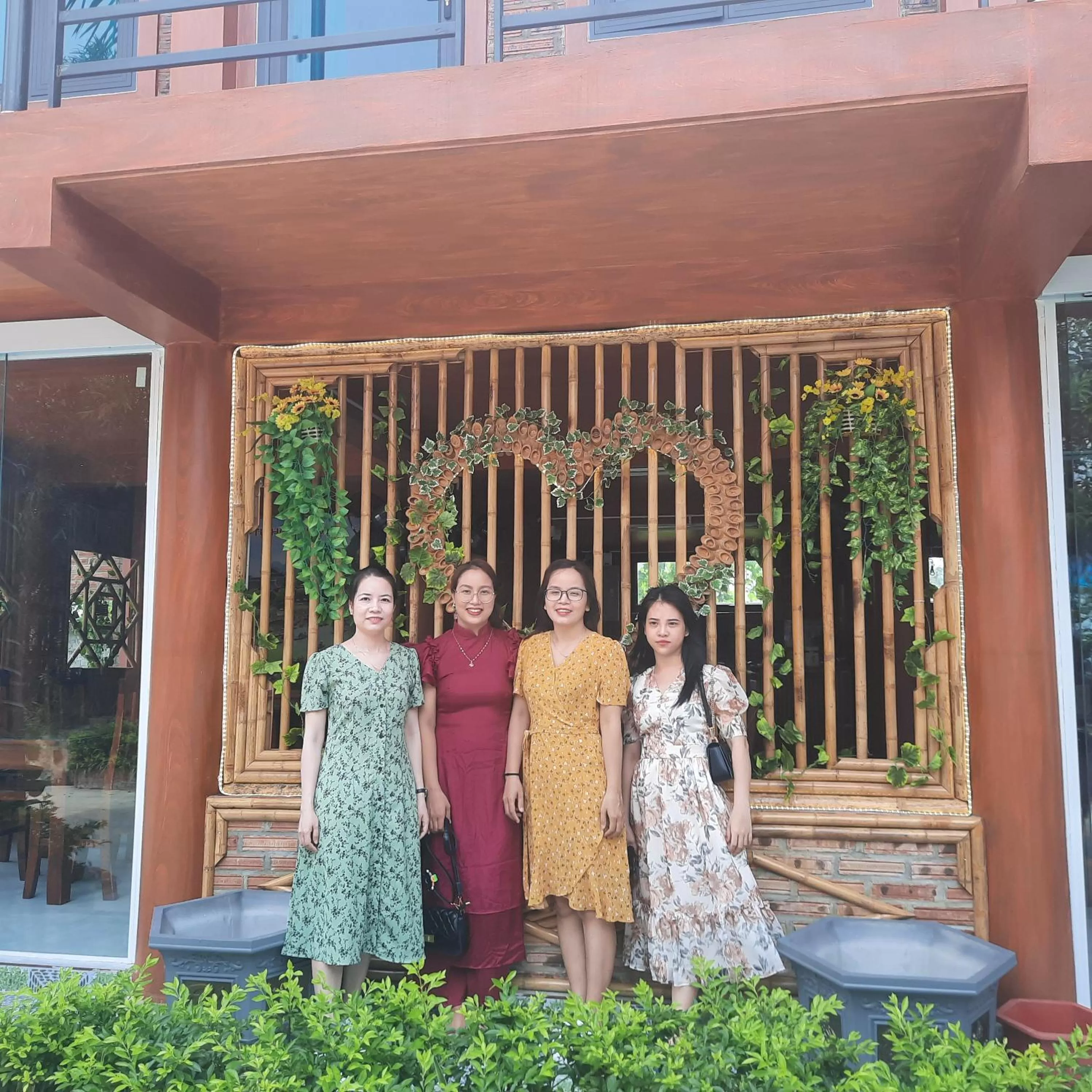 group of guests in Trang An Elegant Homestay