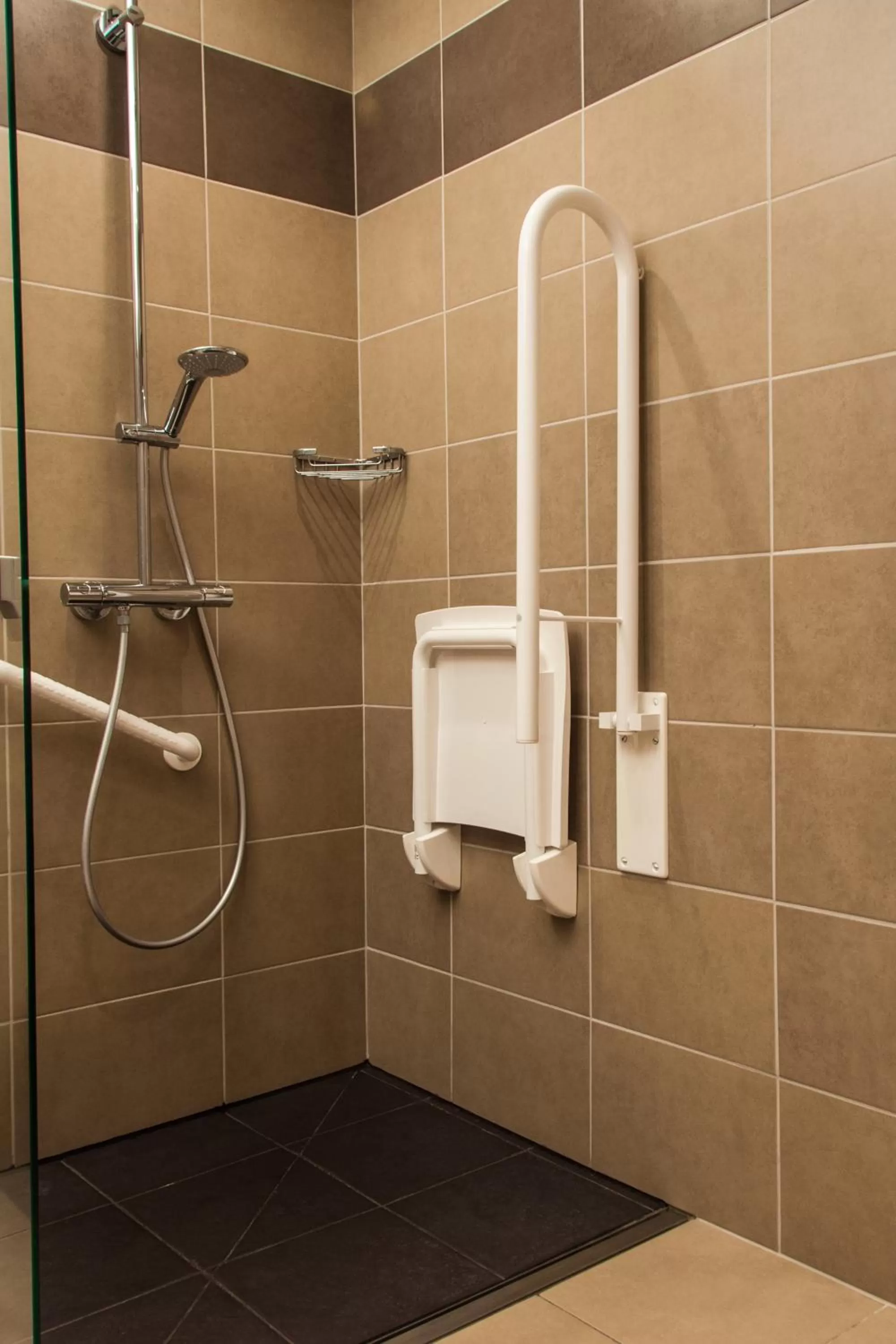 Shower in Floreal Le Panoramique