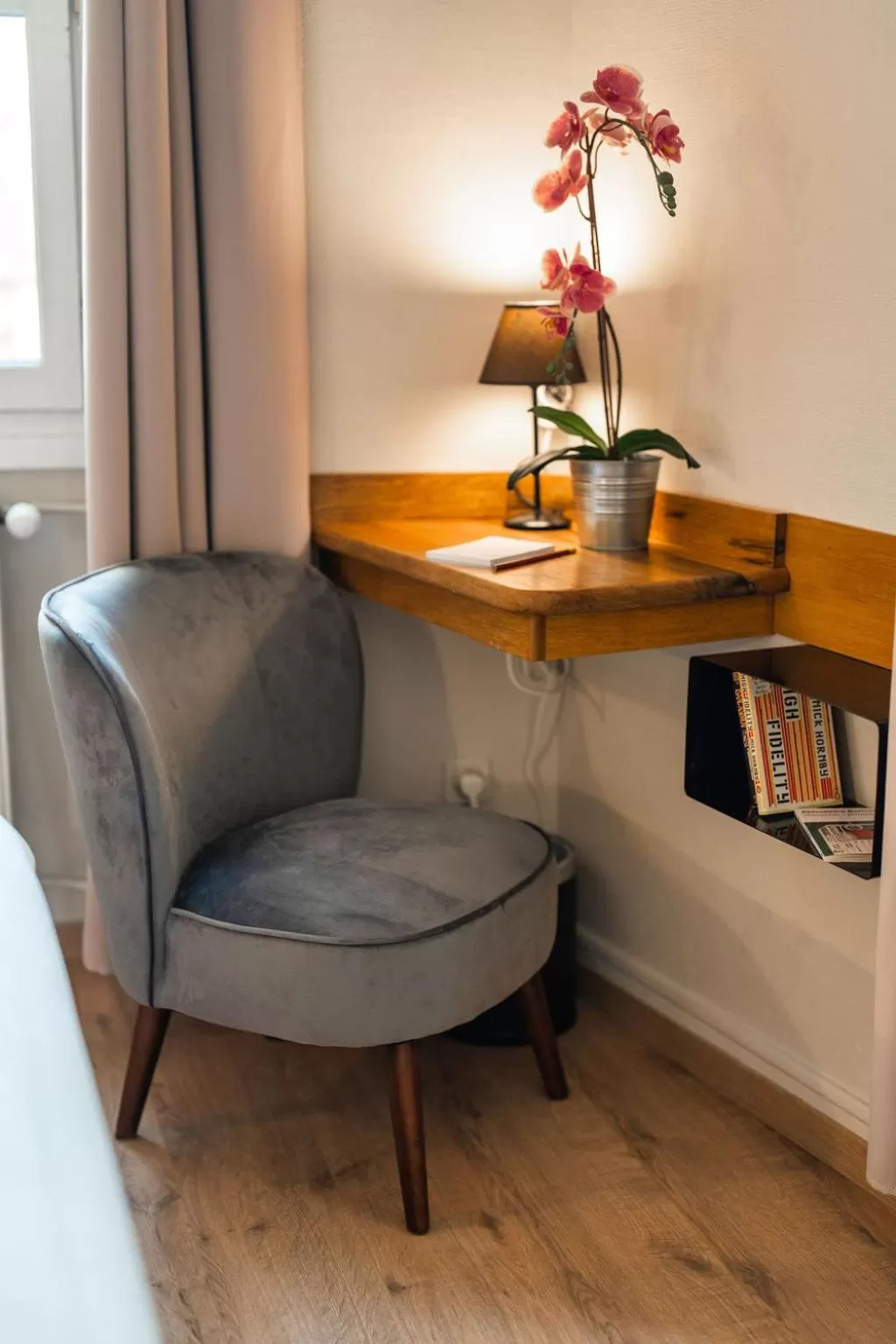 Seating area in Garlande Hôtel Avignon Centre
