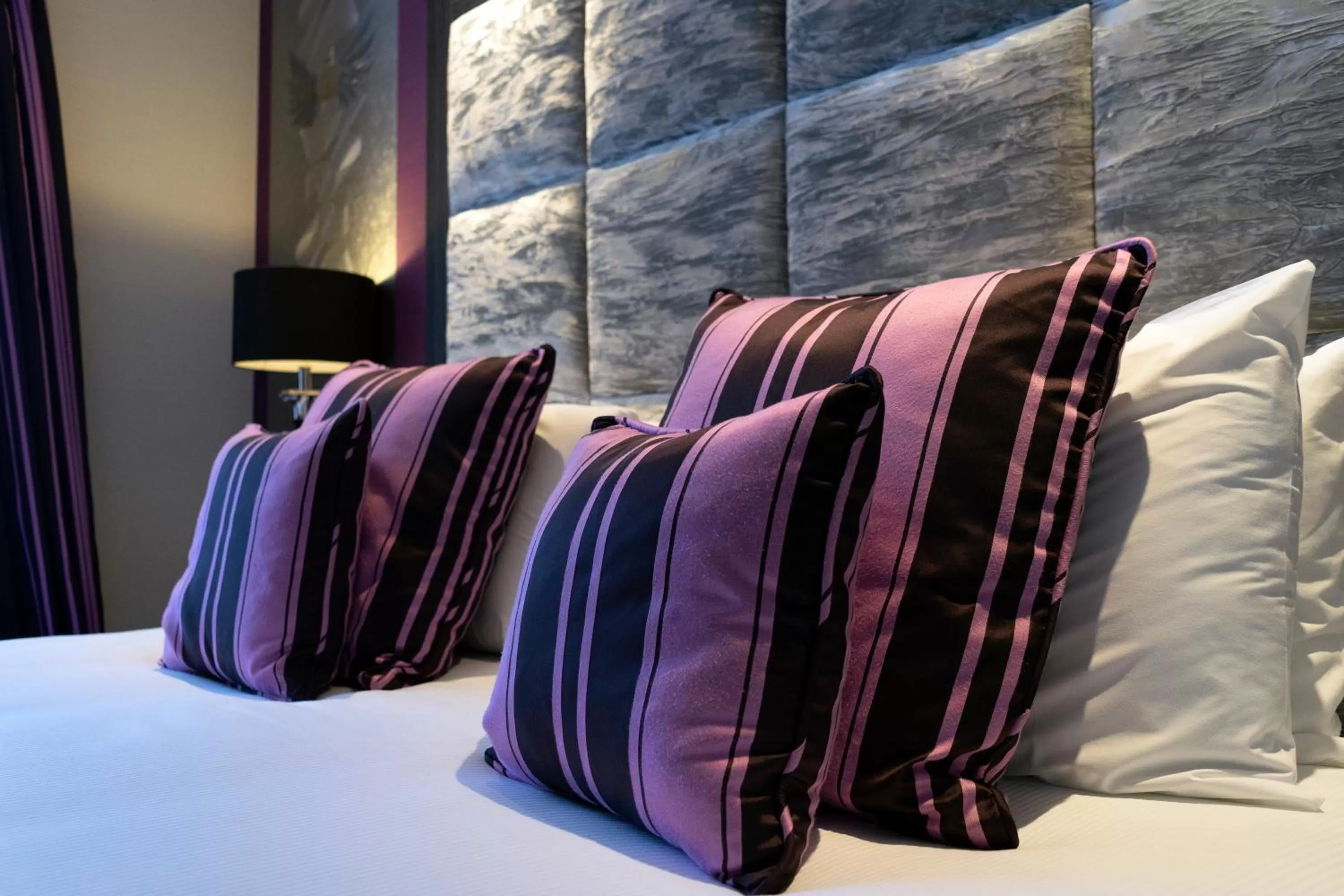 Bed in Earl Of Doncaster Hotel